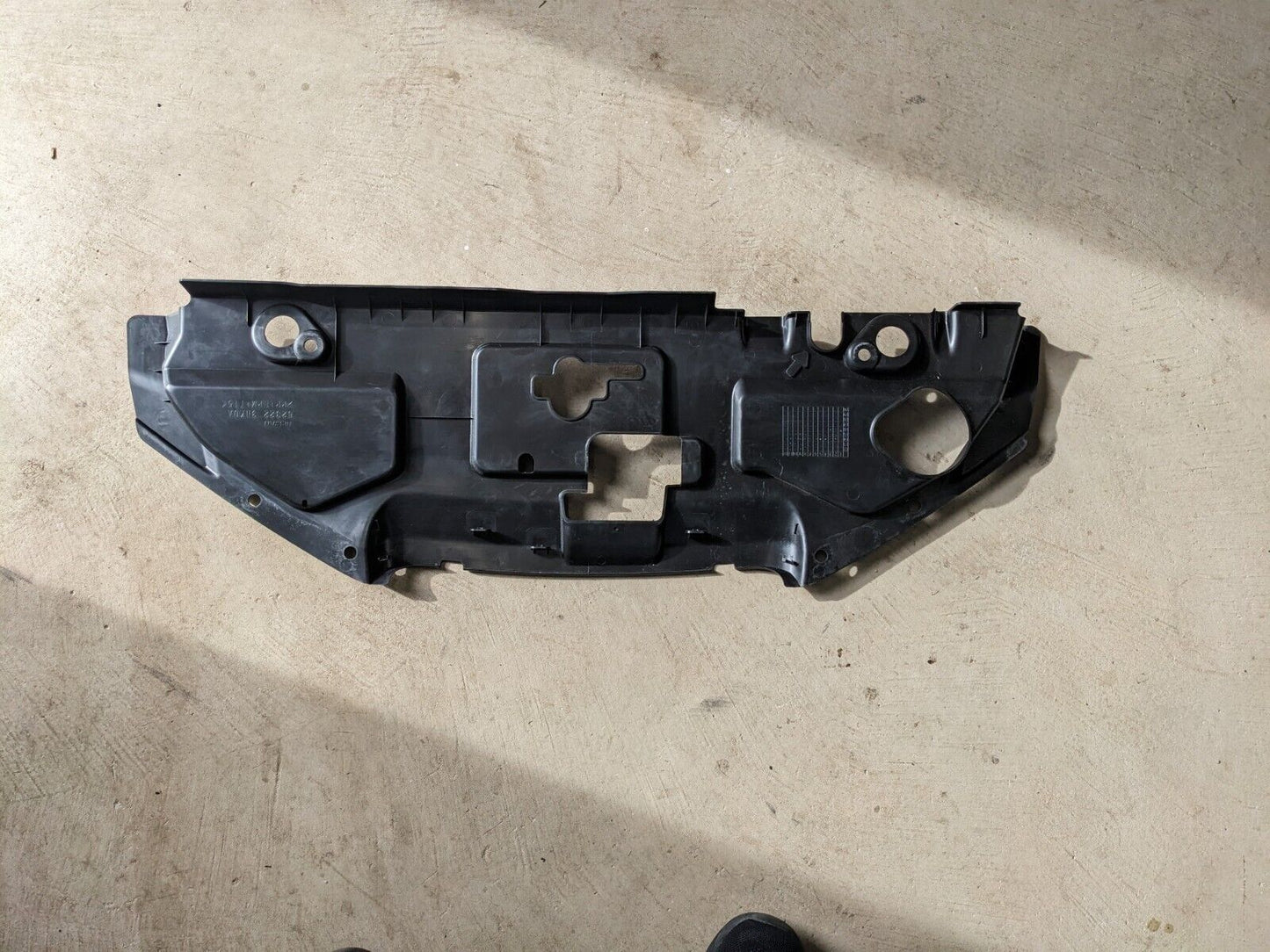 Nissan Leaf 2013-2017 62322-3NF0A Grille-Radiator, 62322-3NK0A Upper