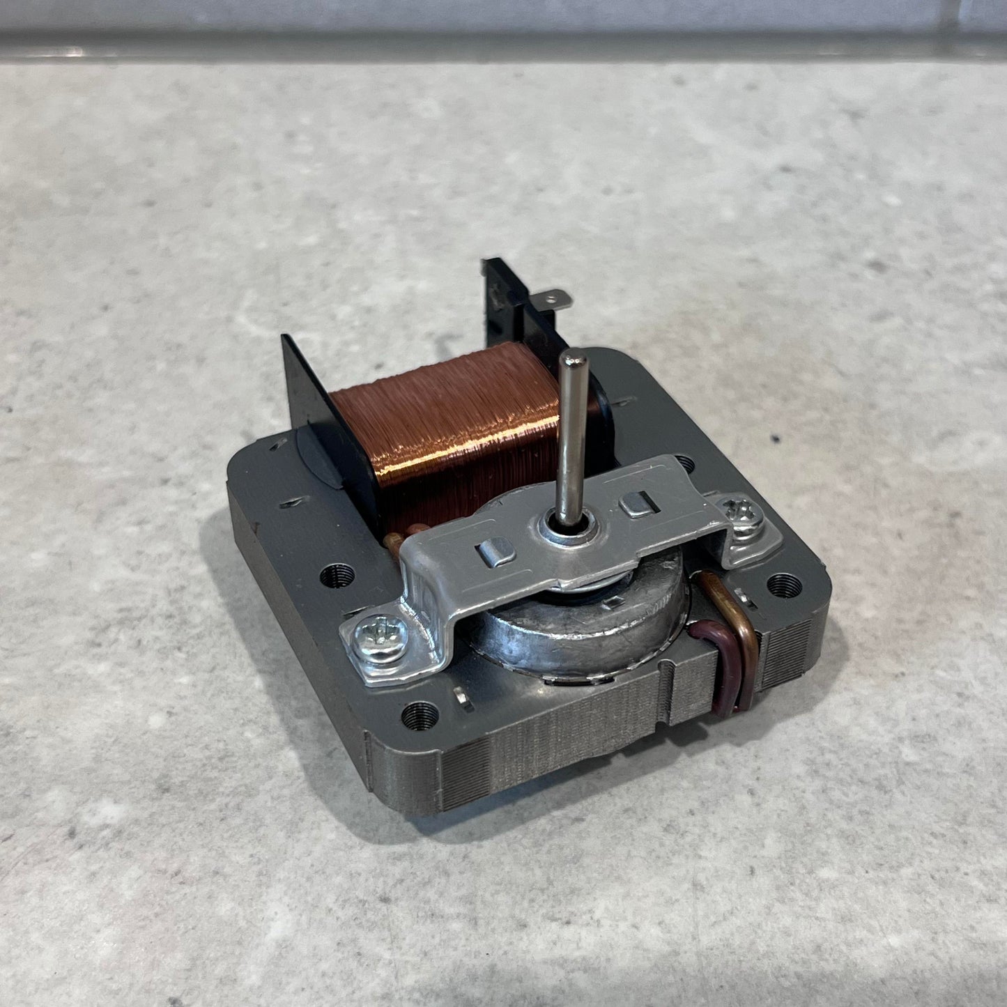 SHARP R-42BST Microwave MDT-10CEF 18W Motor