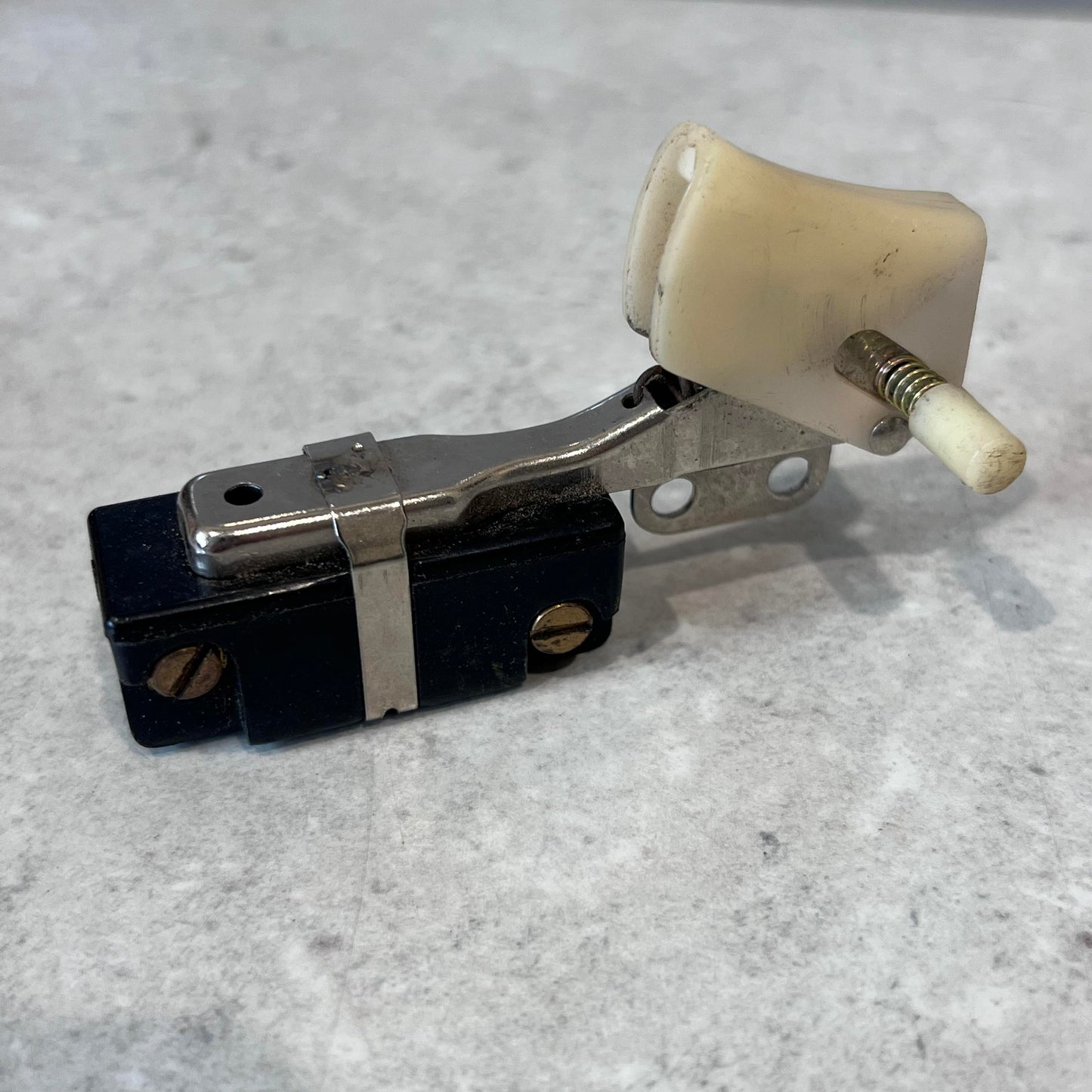 ALPHA SYDNEY Power Tool Switch 5A 240VAC