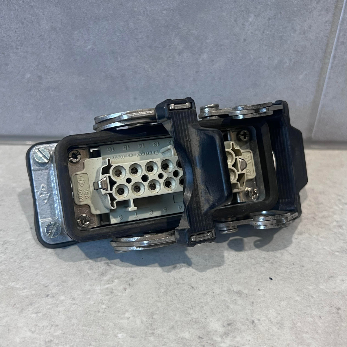 ILME Socket, panel mount, 16 pin, 400V, 16A CNF16