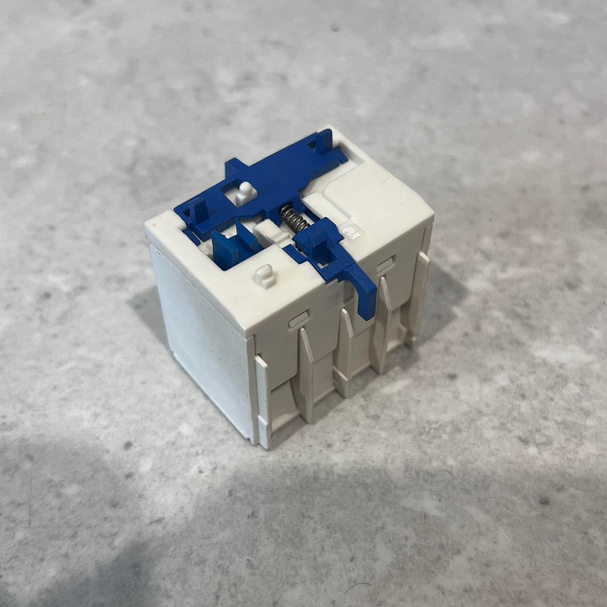 Telemecanique Auxiliary contact block
