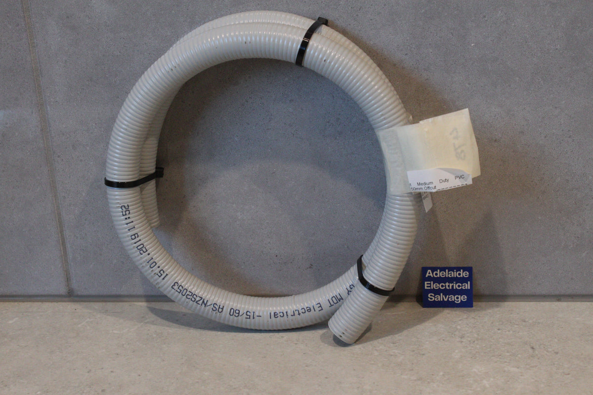 CLIPSAL - Corrugated Conduit Medium Duty PVC Sheathed 25mm x 1150mm Offcut - 9025CMS10-GY