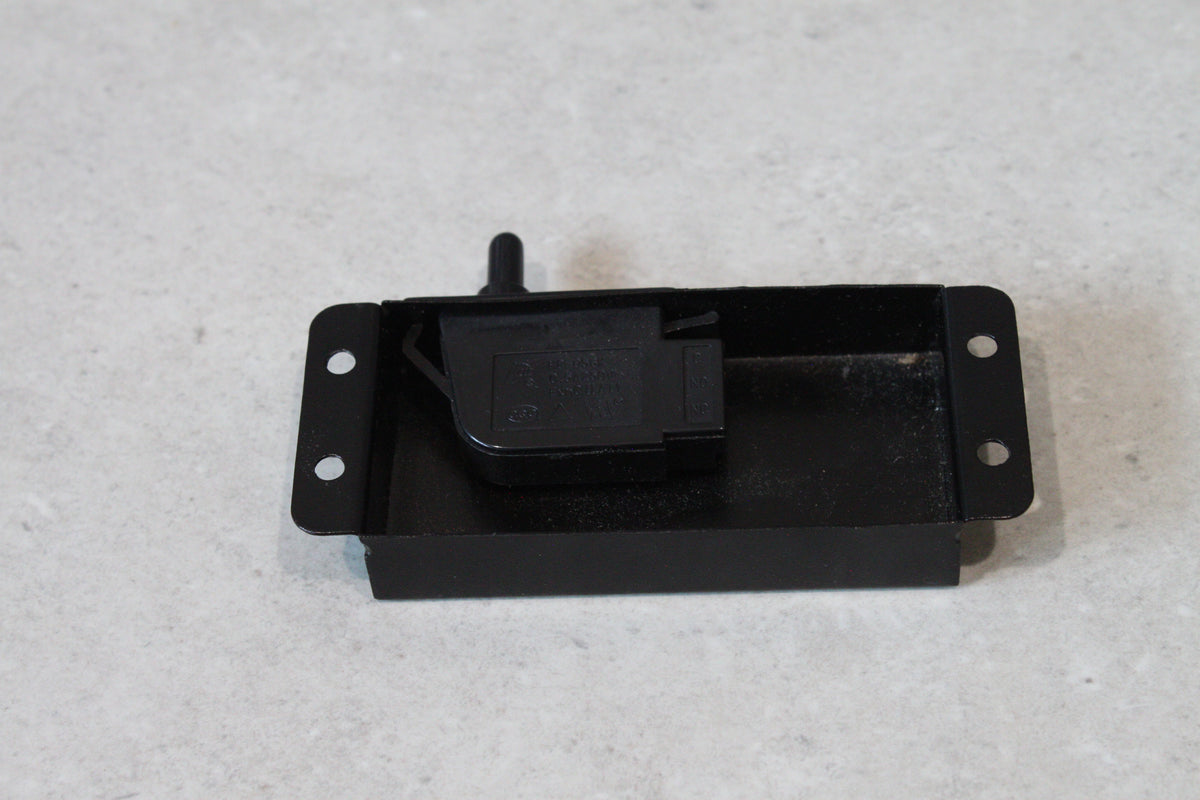 VINTEC Door Switch for Wine Fridge Light HC-056K