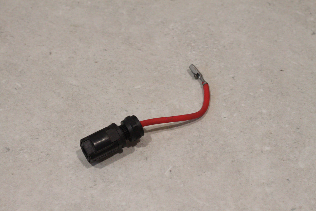 SMA Sunny Boy Inverter SB3800 Positive Sunclix Panel Mount Internal DC Lead Red