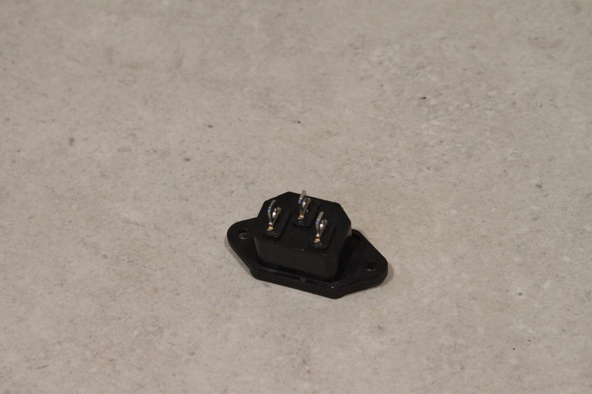 IEC C14 JXS 10A 250V DB-14-08
