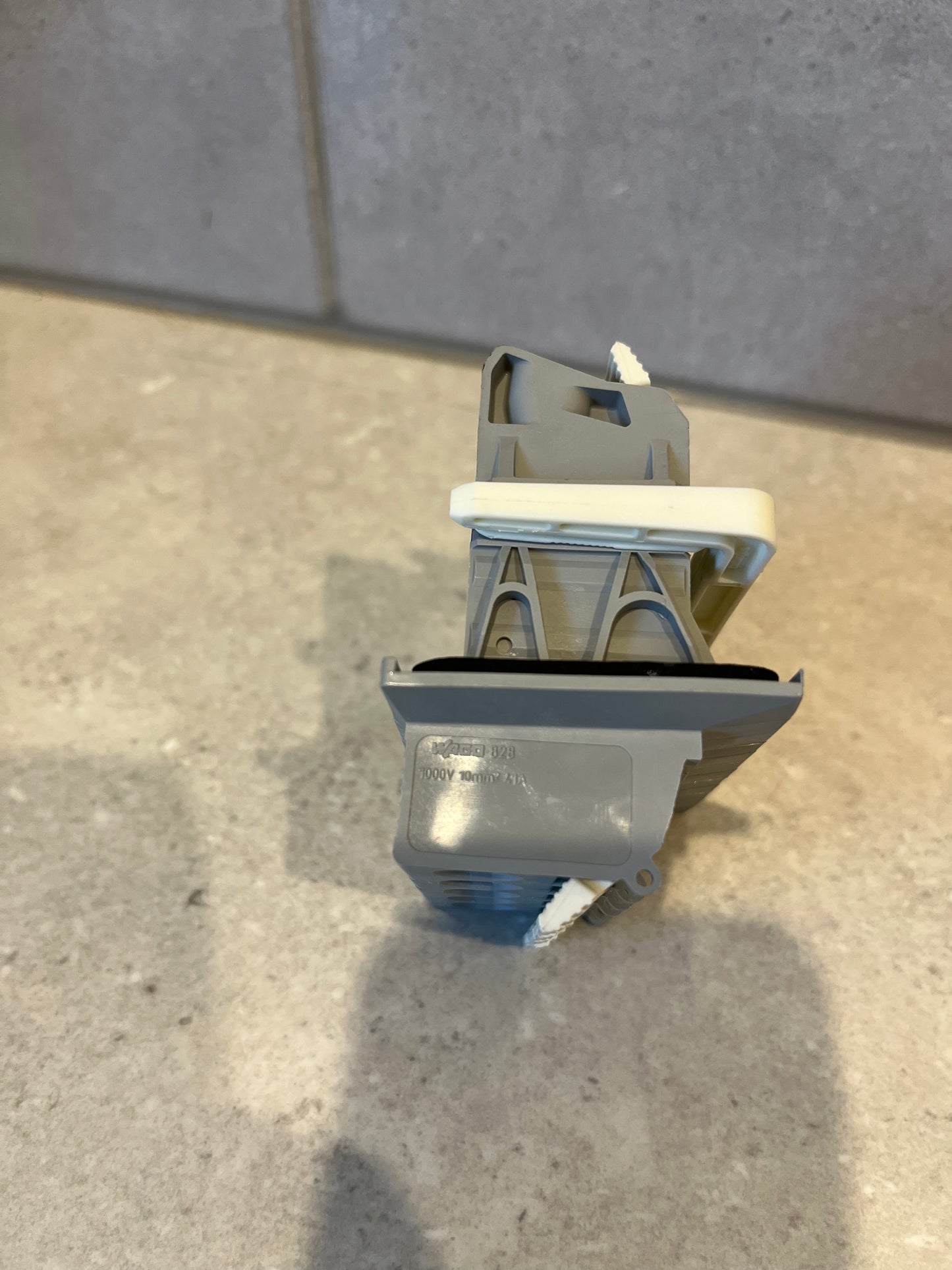 WAGO 828 Feedthrough terminal block; lever; Plate thickness: 3 mm; 10mm2 41A 5 Pole