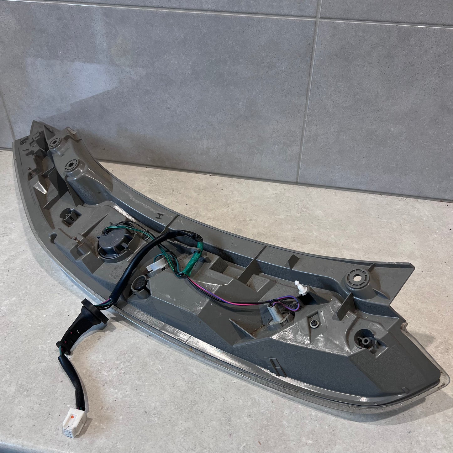 Nissan Leaf ZE0 26554-3NA0A Body Assembly-Combination Lamp Right