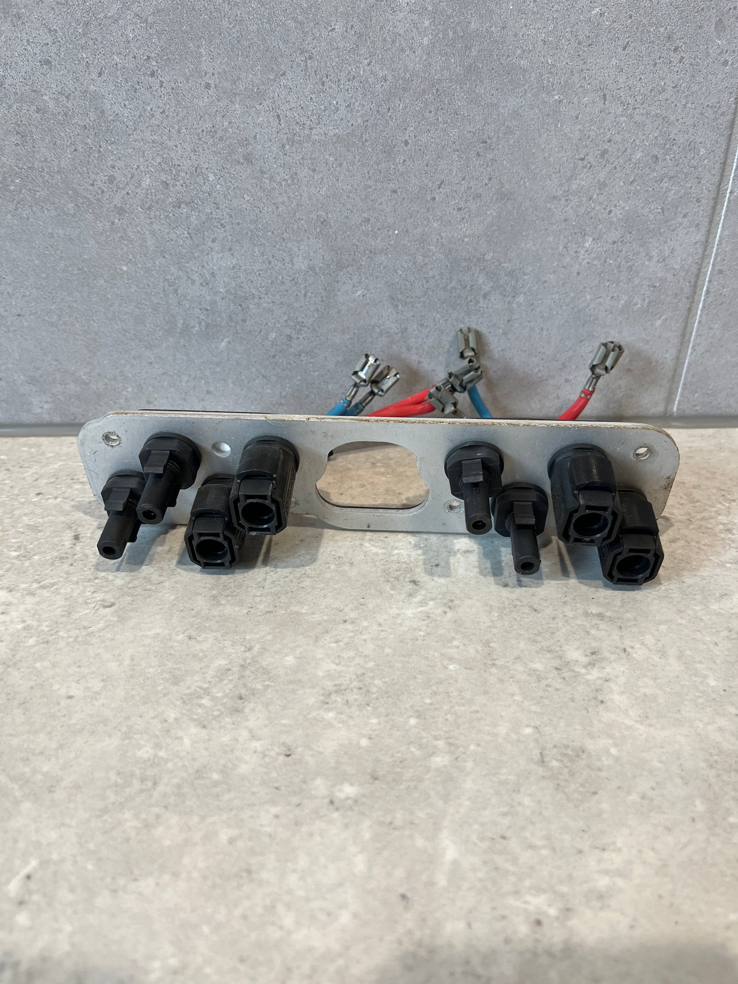 DC connection block - Suit SMA SB5000TL-21- Solar Inverter MC4