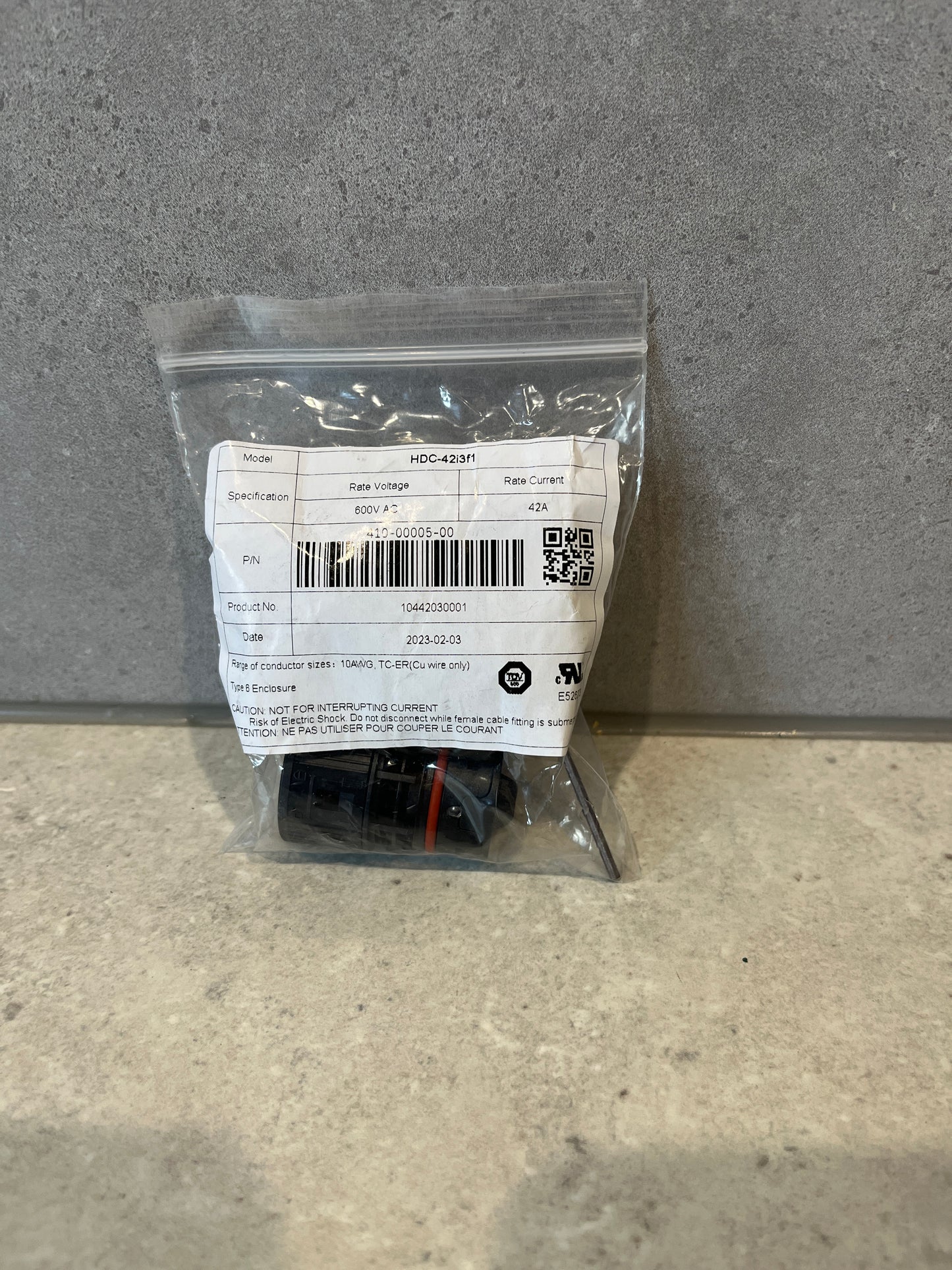 Inverter AC Port Connector M25 Connector 42A HDC-42i3f1 3 PIN On-grid and Backup Connector Fits Inverter Single Phase 3-6KW