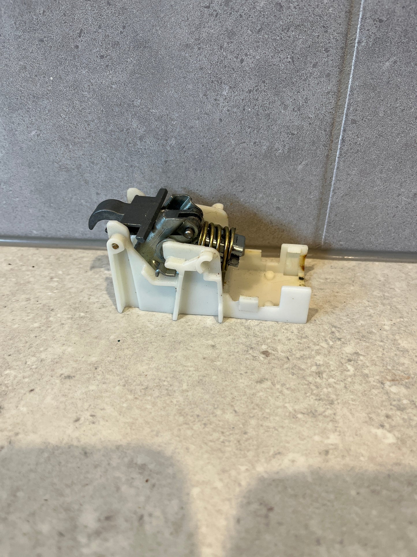 BOSCH SMS6022 Door Latch 00056218