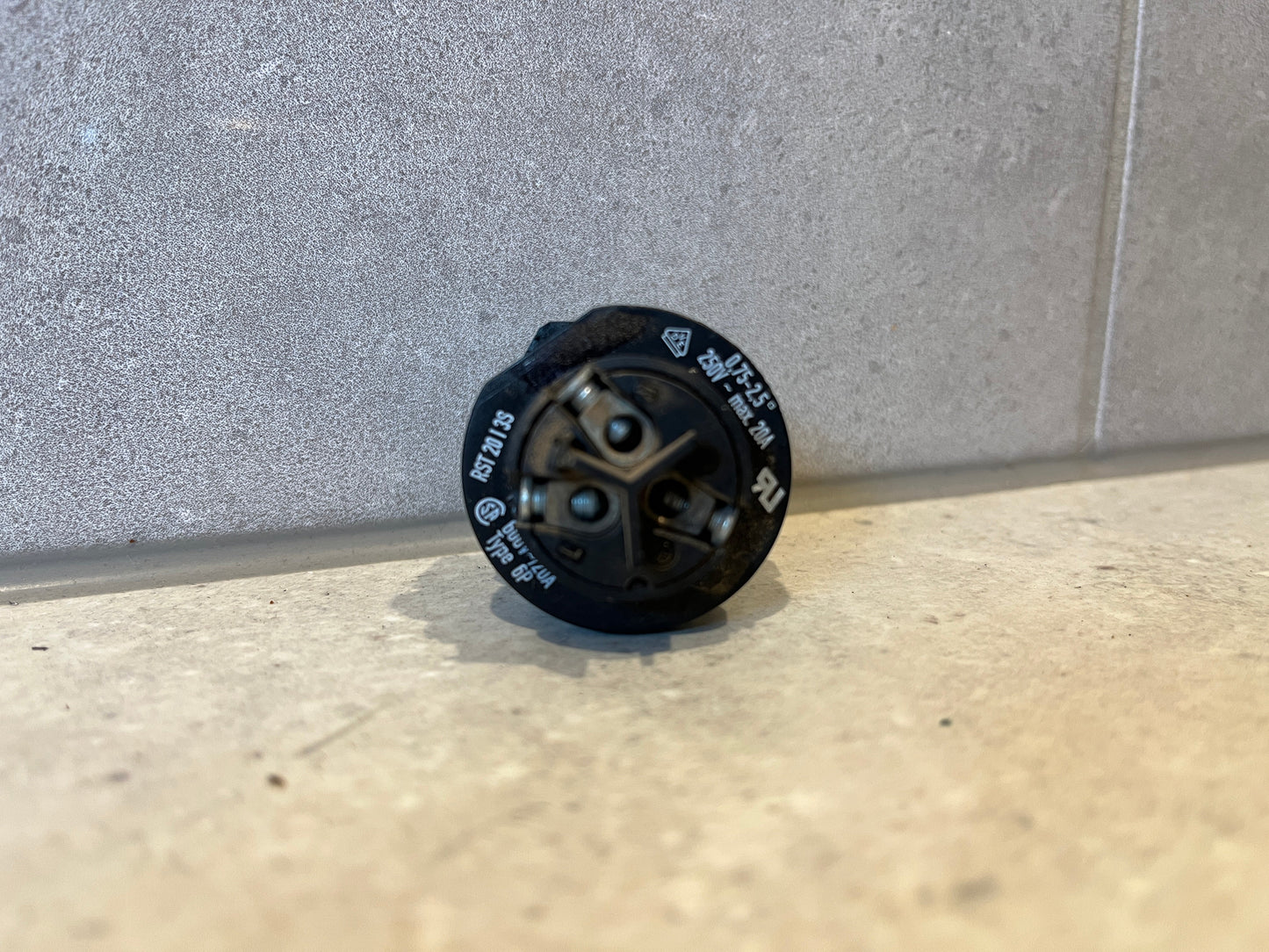 Wieland RST20i3 Series Circular Connector, 3-Pole, Male, Cable Mount, 20A, IP68