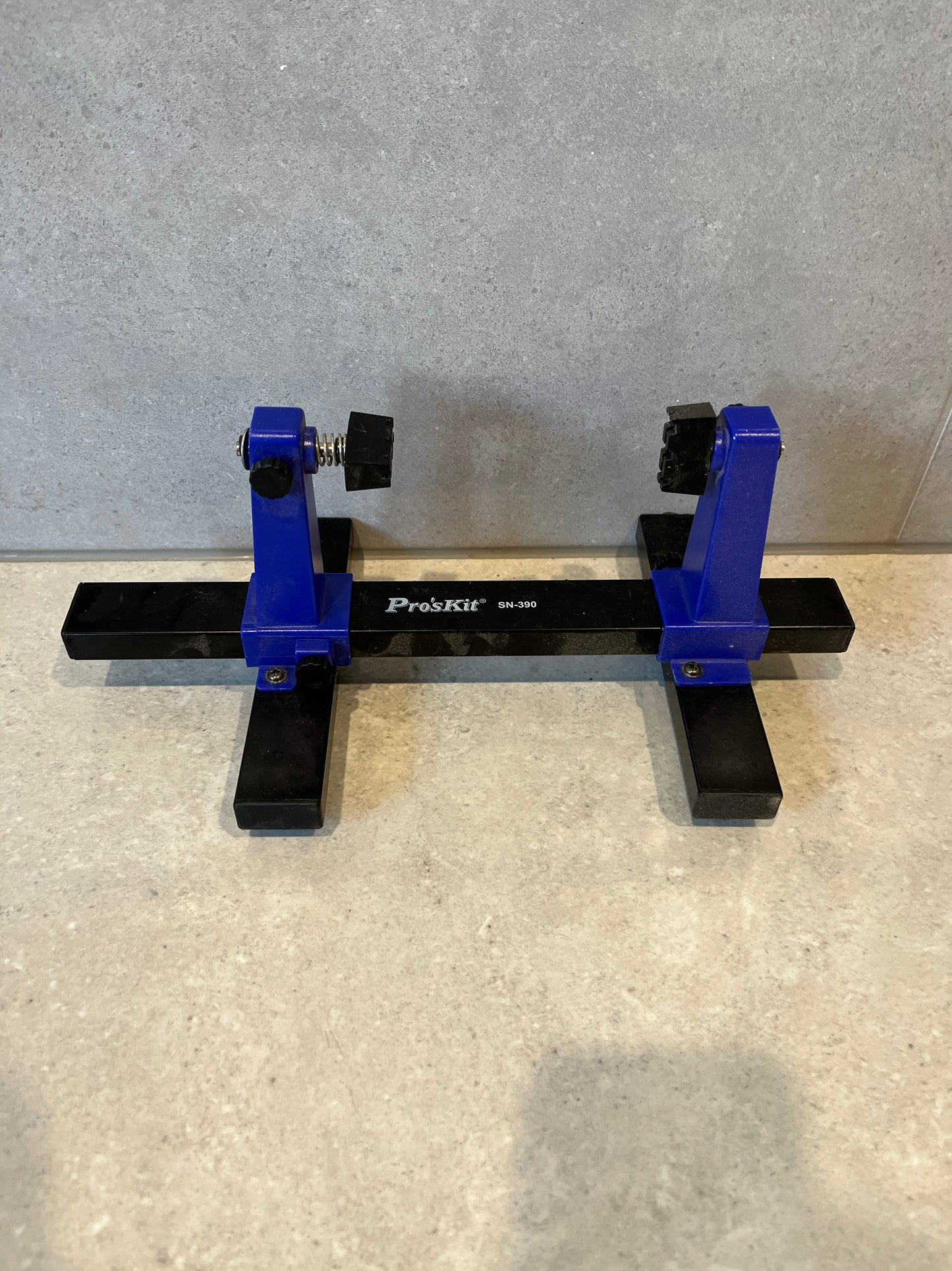 Fully Adjustable PCB Clamp Holder - Pro's Kit SN-390