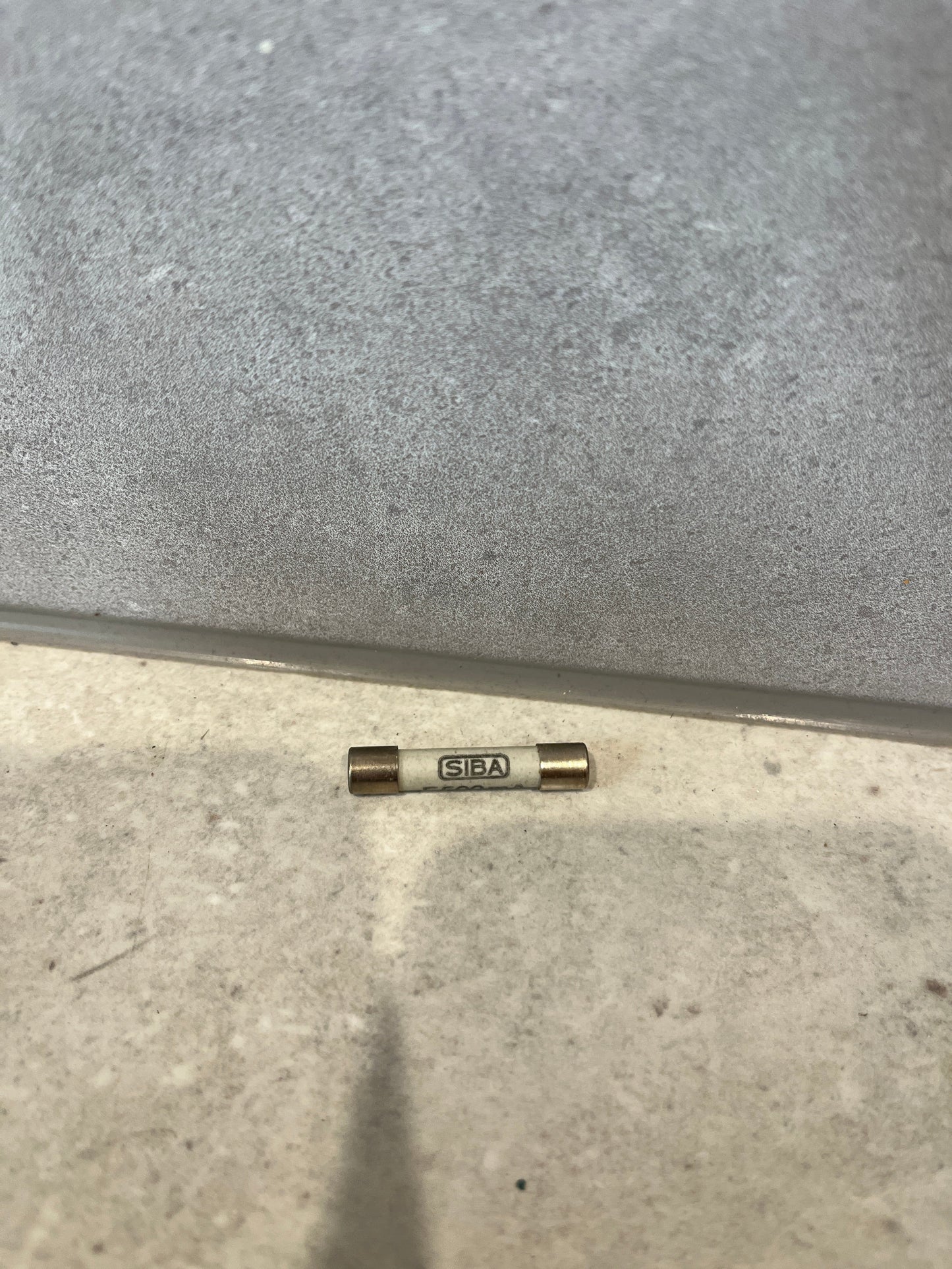 Kyoritsu 3132A / 1009 SIBA Fuse 600V 500mA 32mm