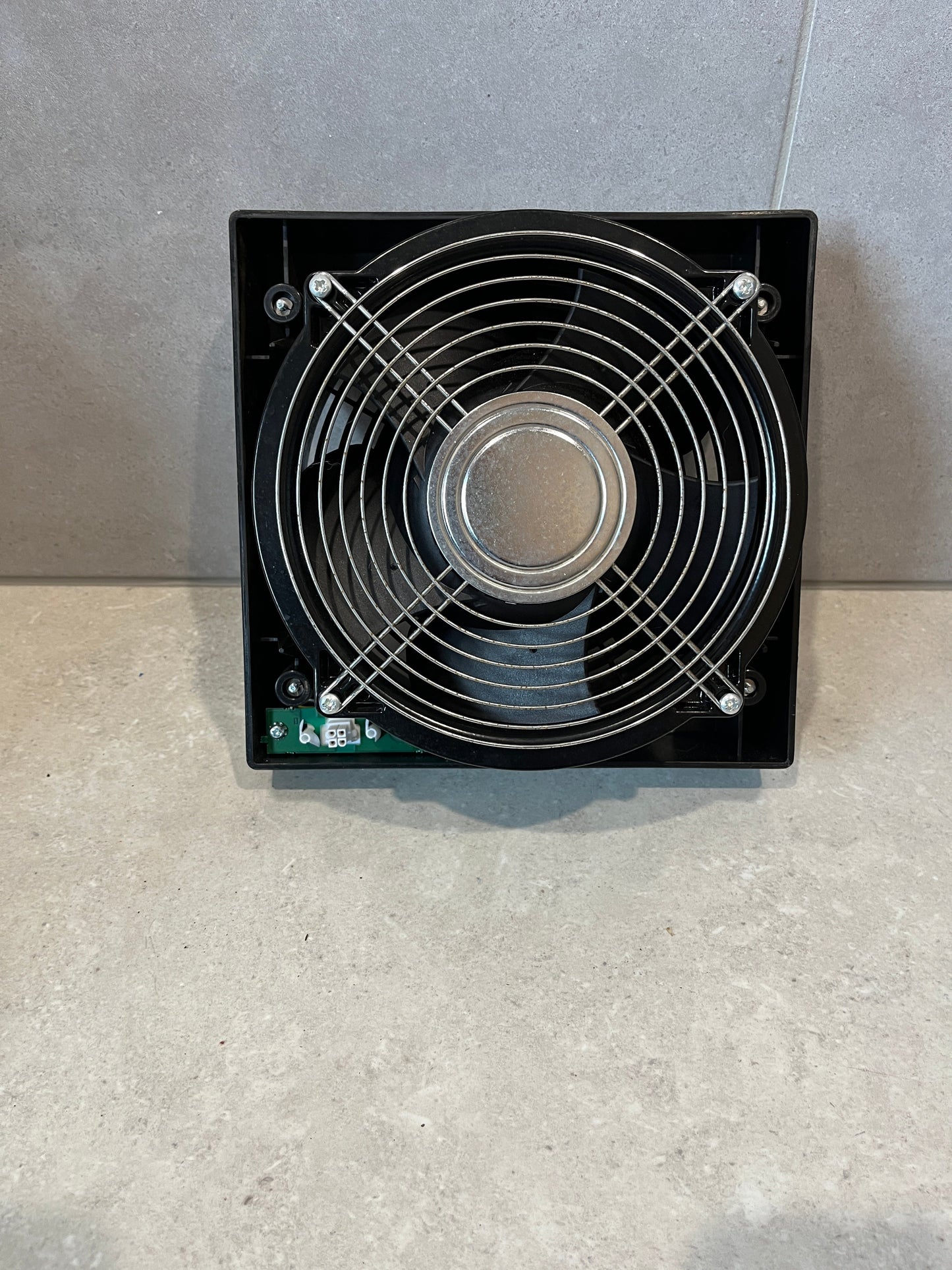 APC 490-0079A Condenser Fan Cooling System Data Center Axial Fan
