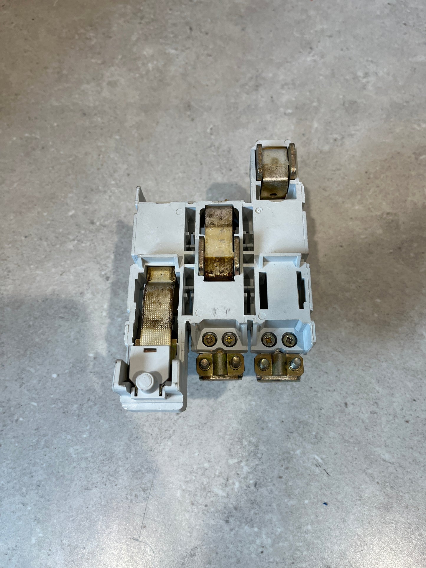 3NA3 830 | Siemens | Fuse Link 100A 500VAC 250VDC 25kA USED- Includes Base