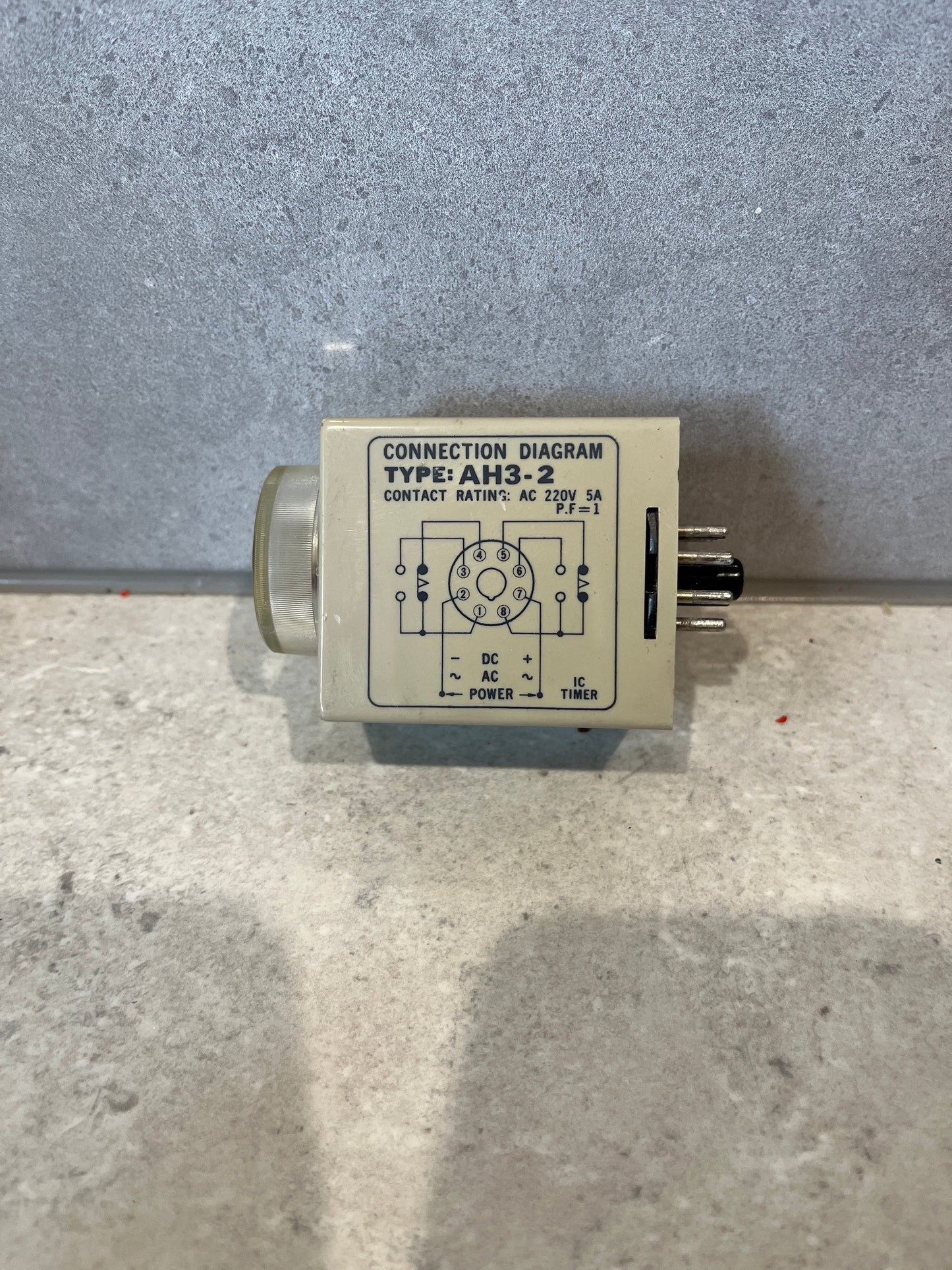 TAIAN TIMER RELAY & SOCKET | 0-6 MINUTES | 220V | 5A | AH3-2 | RTS-2