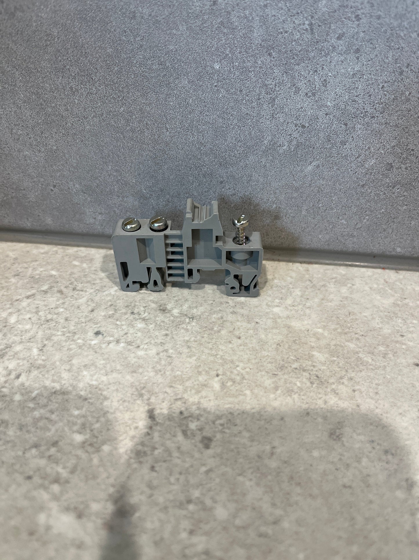Phoenix Contact E/UK Series End Stop for Use with NS 32 or NS 35/7.5 DIN rail, ATEX