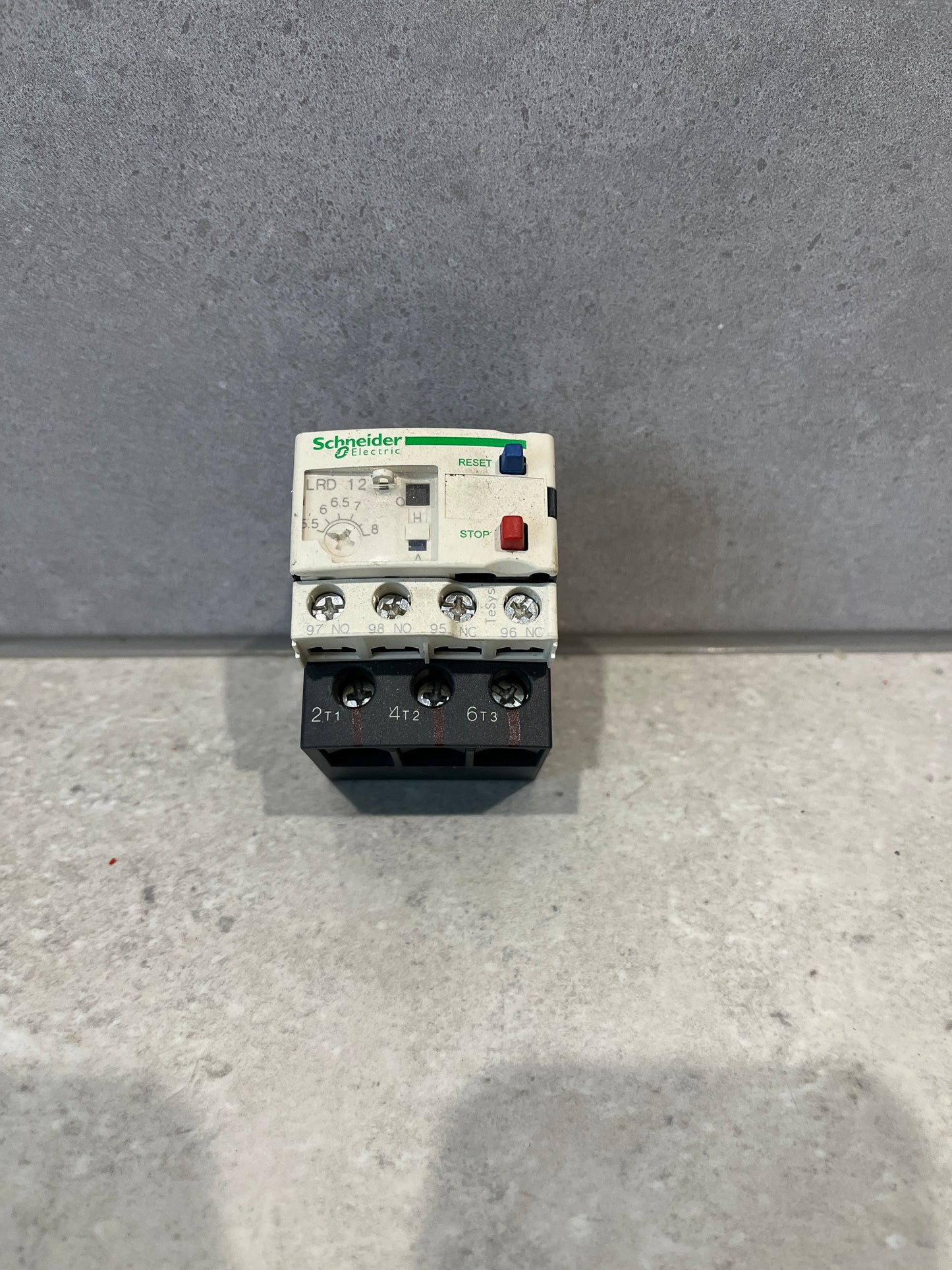 Schneider Electric LRD12 Thermal Overload Relay