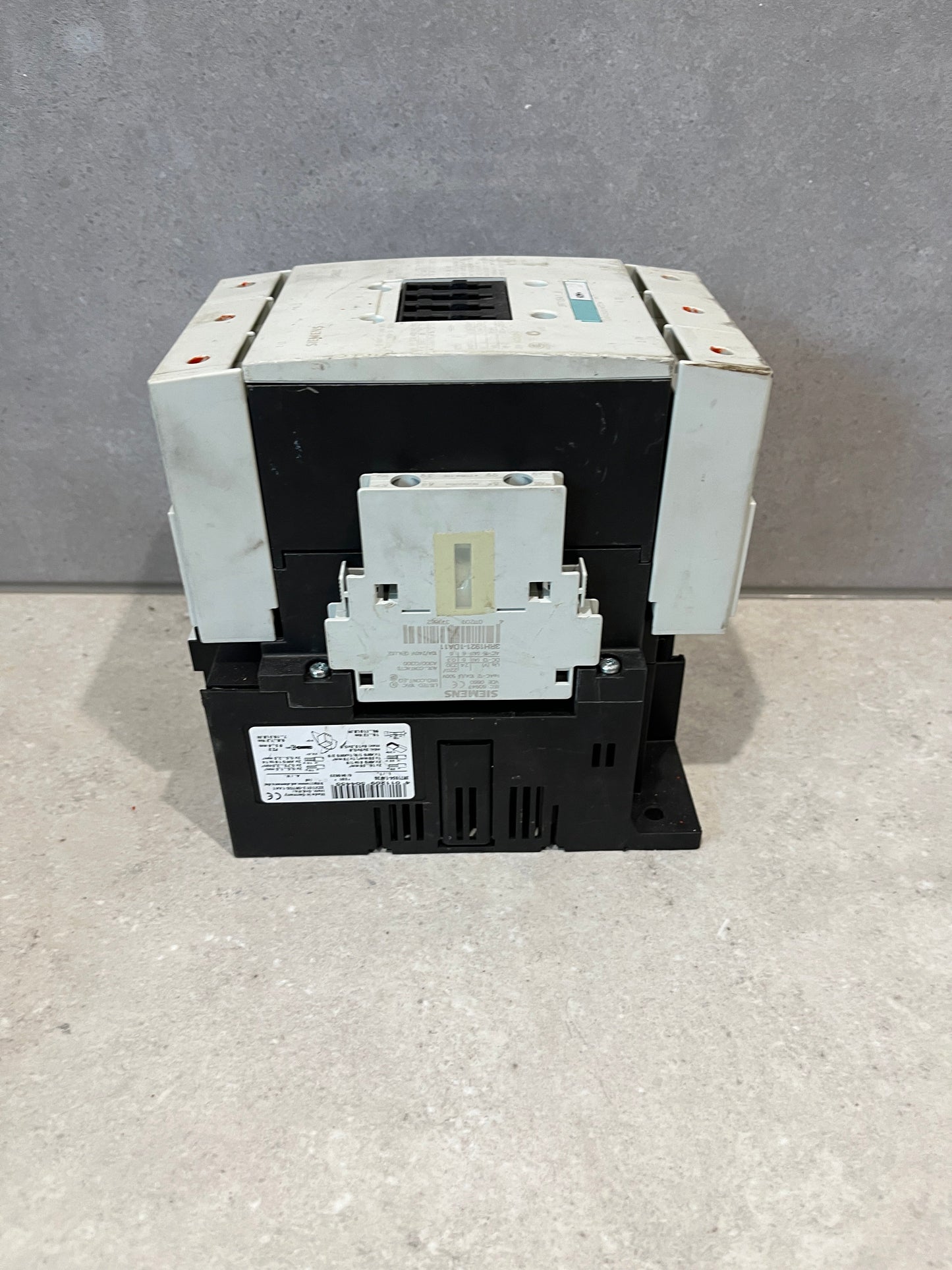 Siemens 3RT1054-1AF36 Contactor 55KW 400VAC