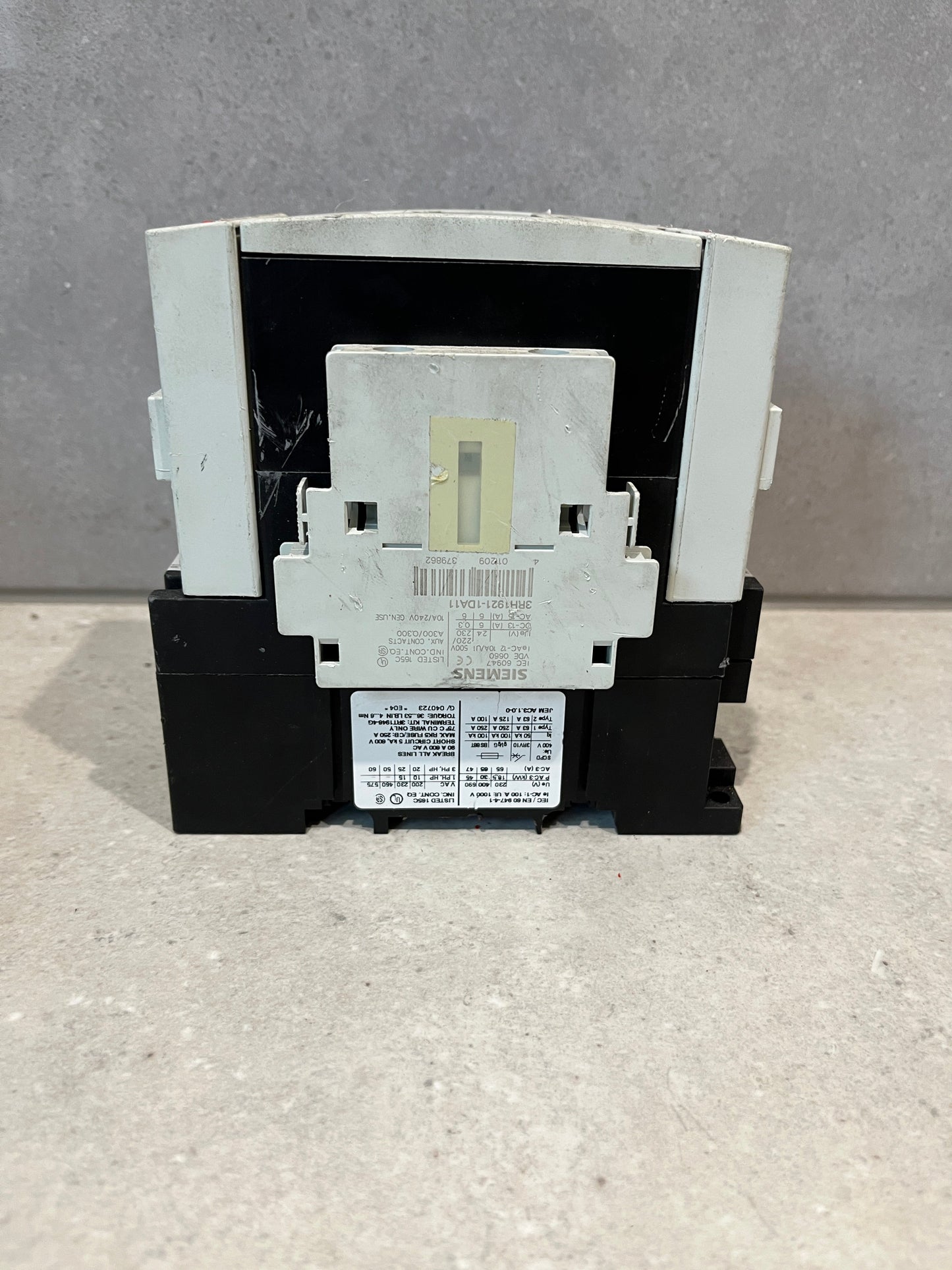Siemens 3RT1044-1AF00 Contactor 30KW 400VAC