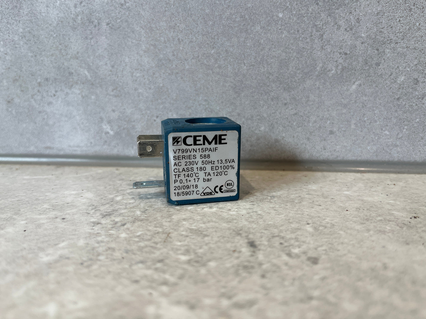 BREVILLE BES870 (AND OTHERS) SOLENOID COIL CEME 13.5VA SERIES 588
