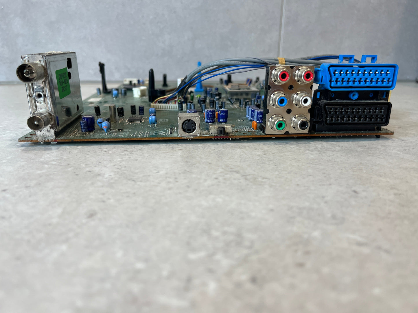 PHILLIPS DVD Recorder DVDR3320V/05 MAIN BOARD