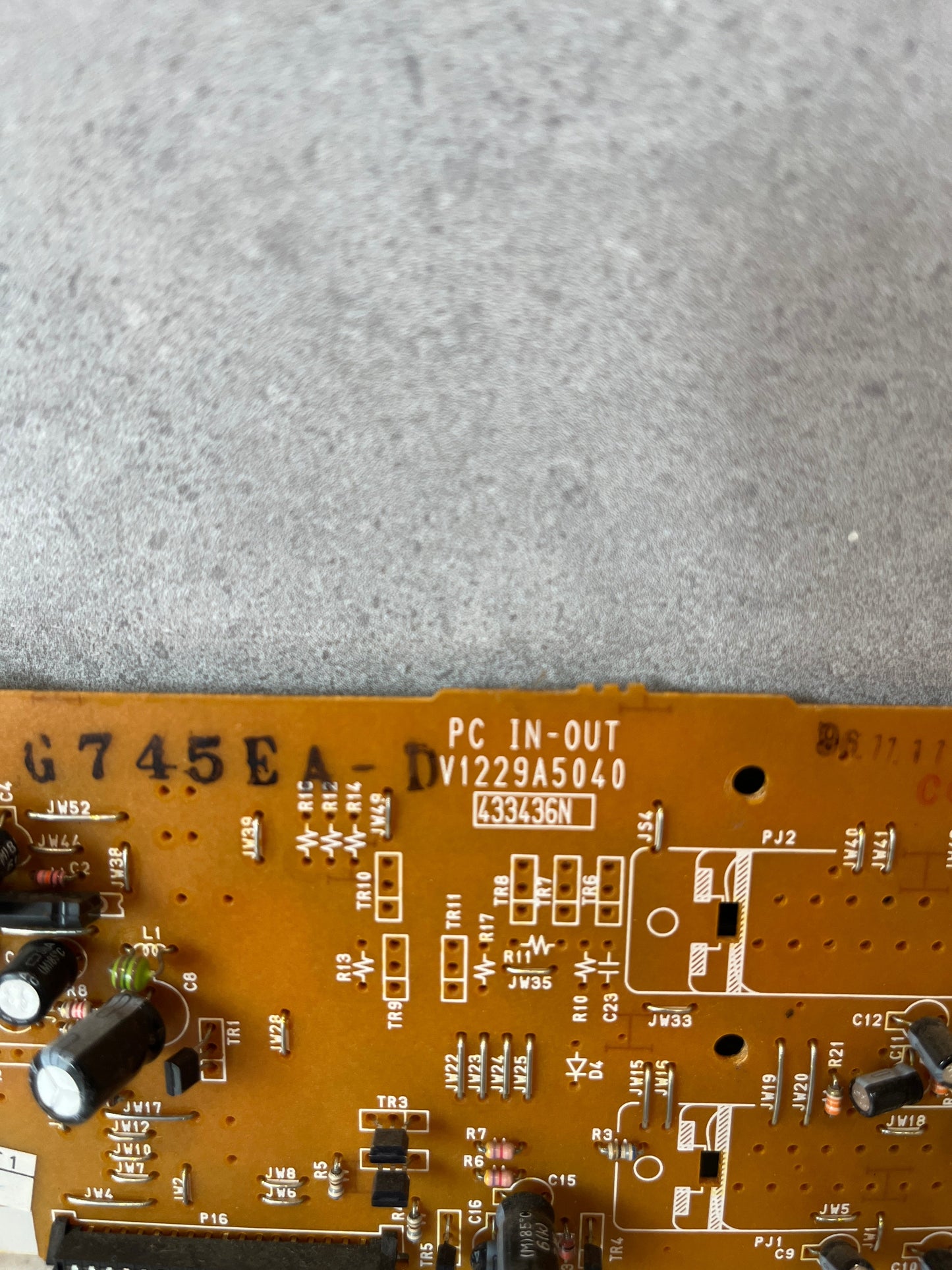 AKAI VS-G745EA-D VCR PC IN-OUT PCB BOARD