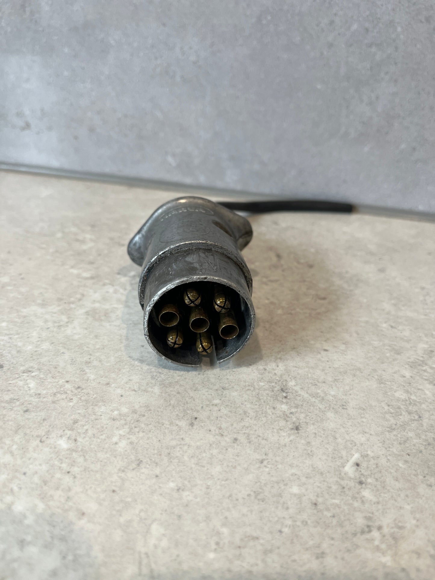 Narva 7 Pin Trailer Plug - Round Metal Large - 82161BL