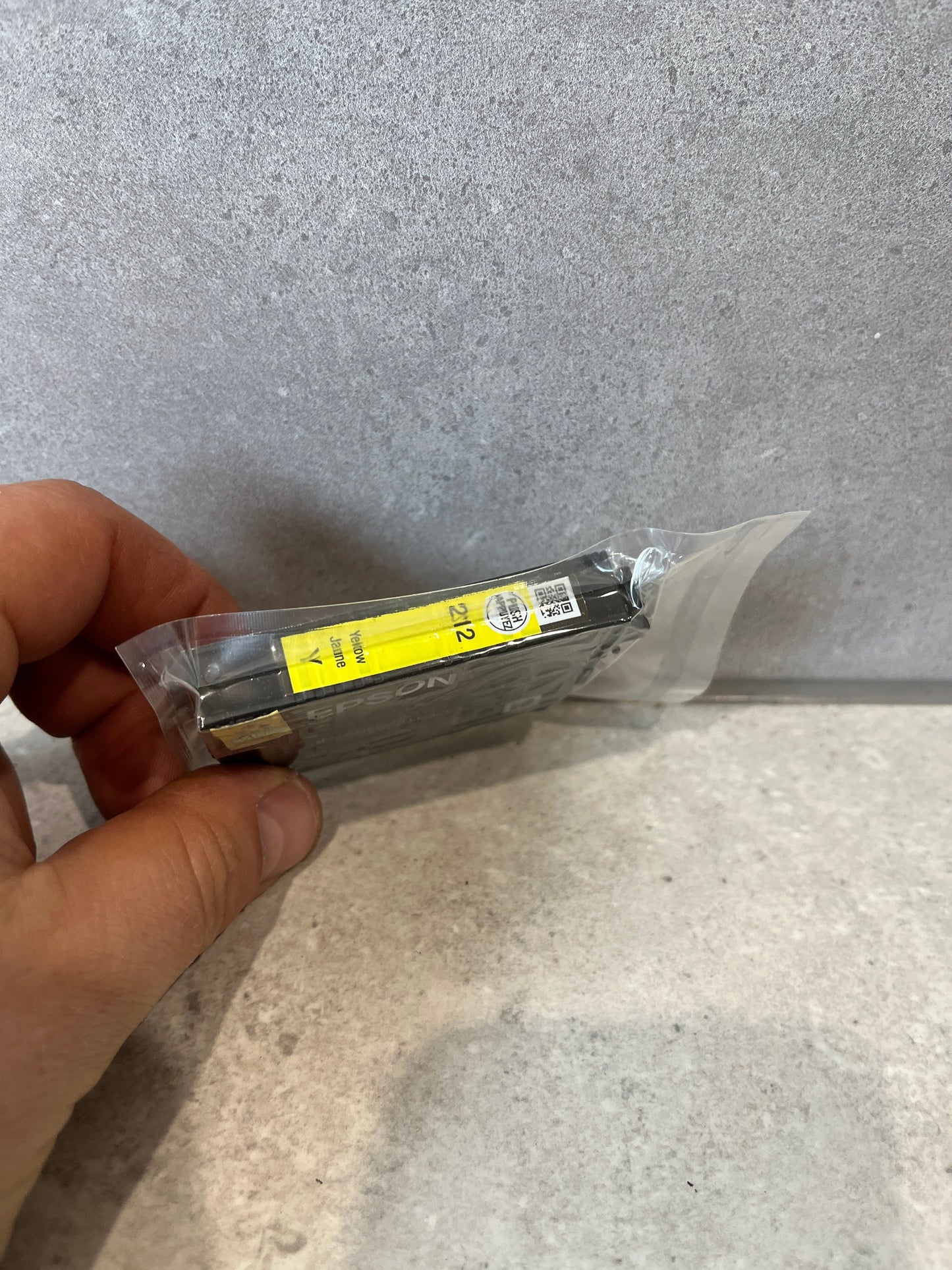 Epson 212 Genuine Yellow Ink Cartridge C13T02R492