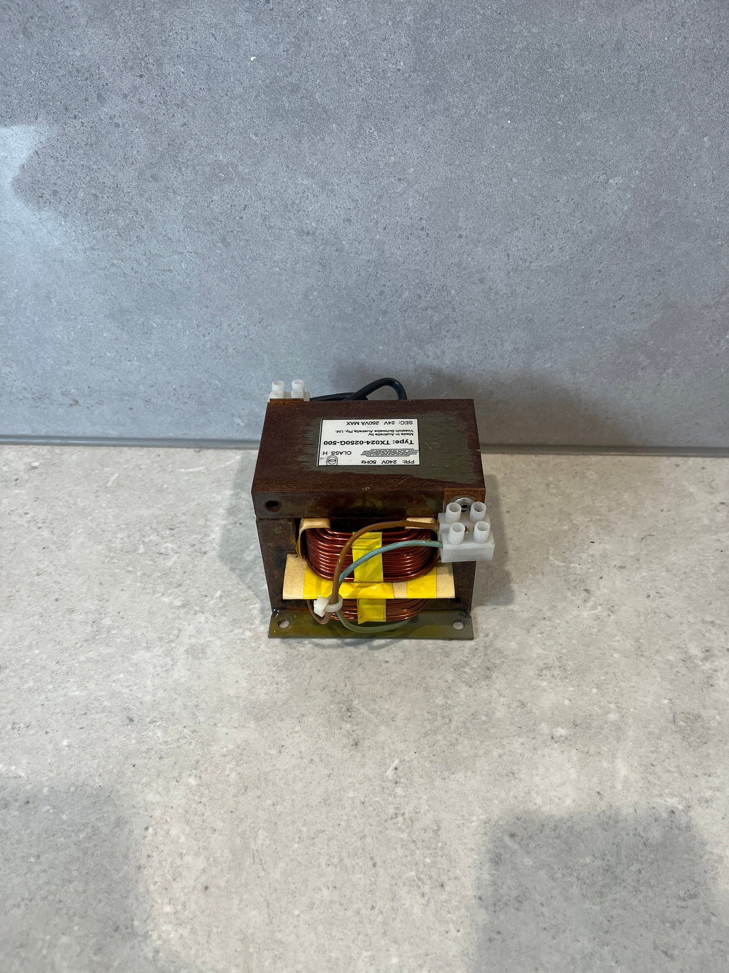 AC Transformer 230VAC/24VAC 250VA FERGUSON
