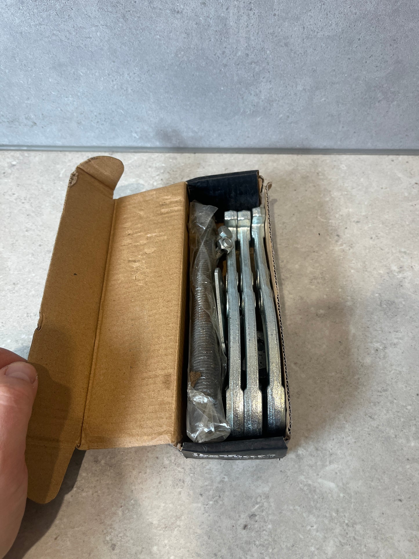 Three Jaw Bearing Puller Generic 6 Inch
