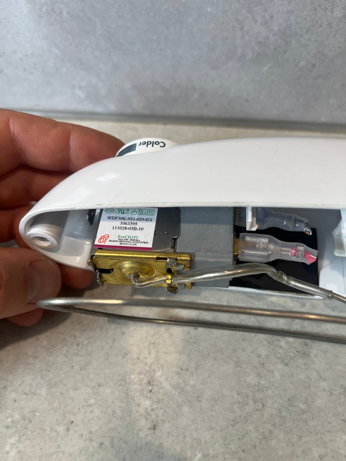 Westinghouse WRM1300WC Thermostat and Light Assembly