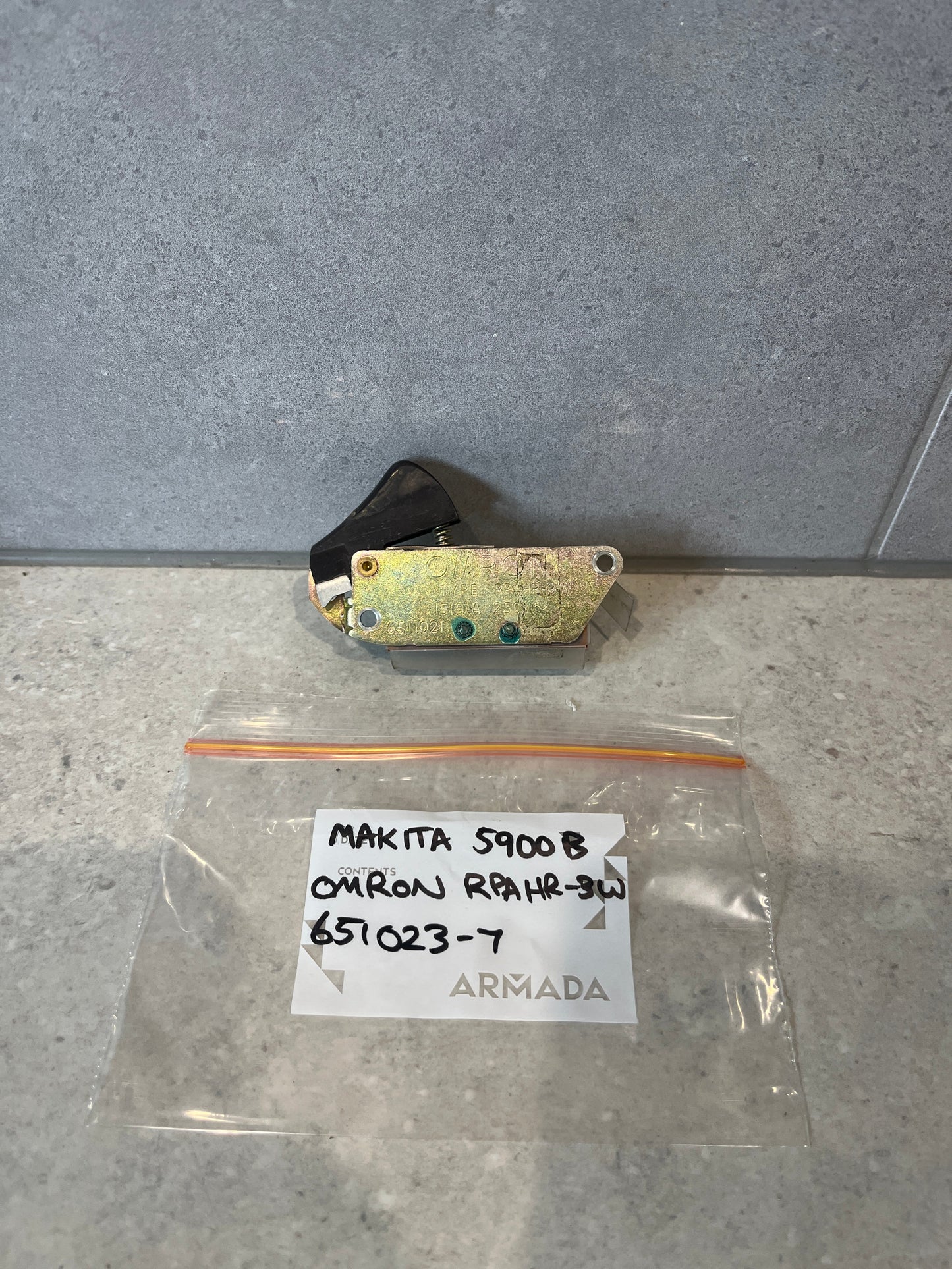 Omron RPAHR-3W Suit Makita Trigger Switch