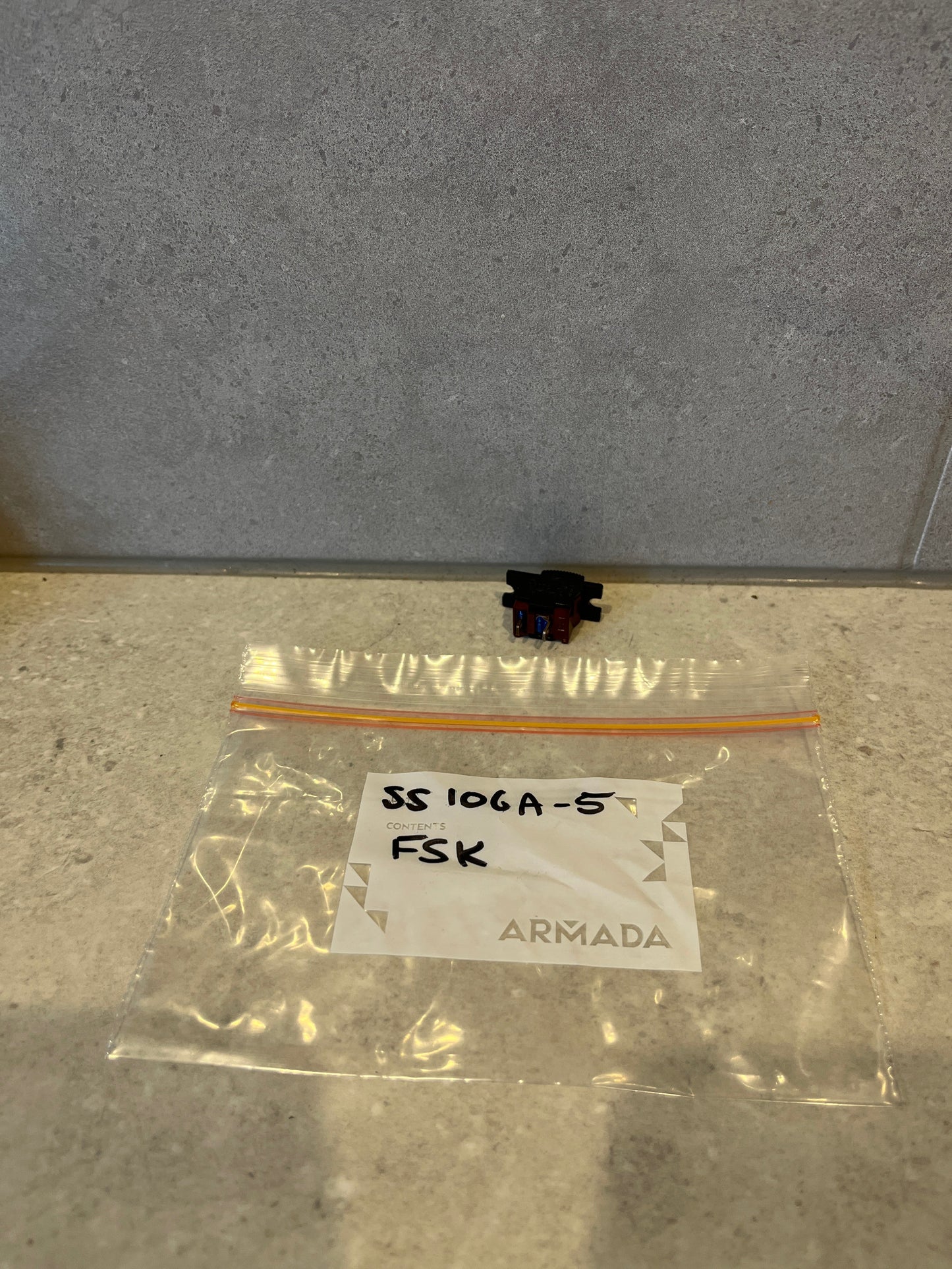 Makita SWITCH SS106A-5 / 6300-4 / 906 / 9207SPB 651603-9