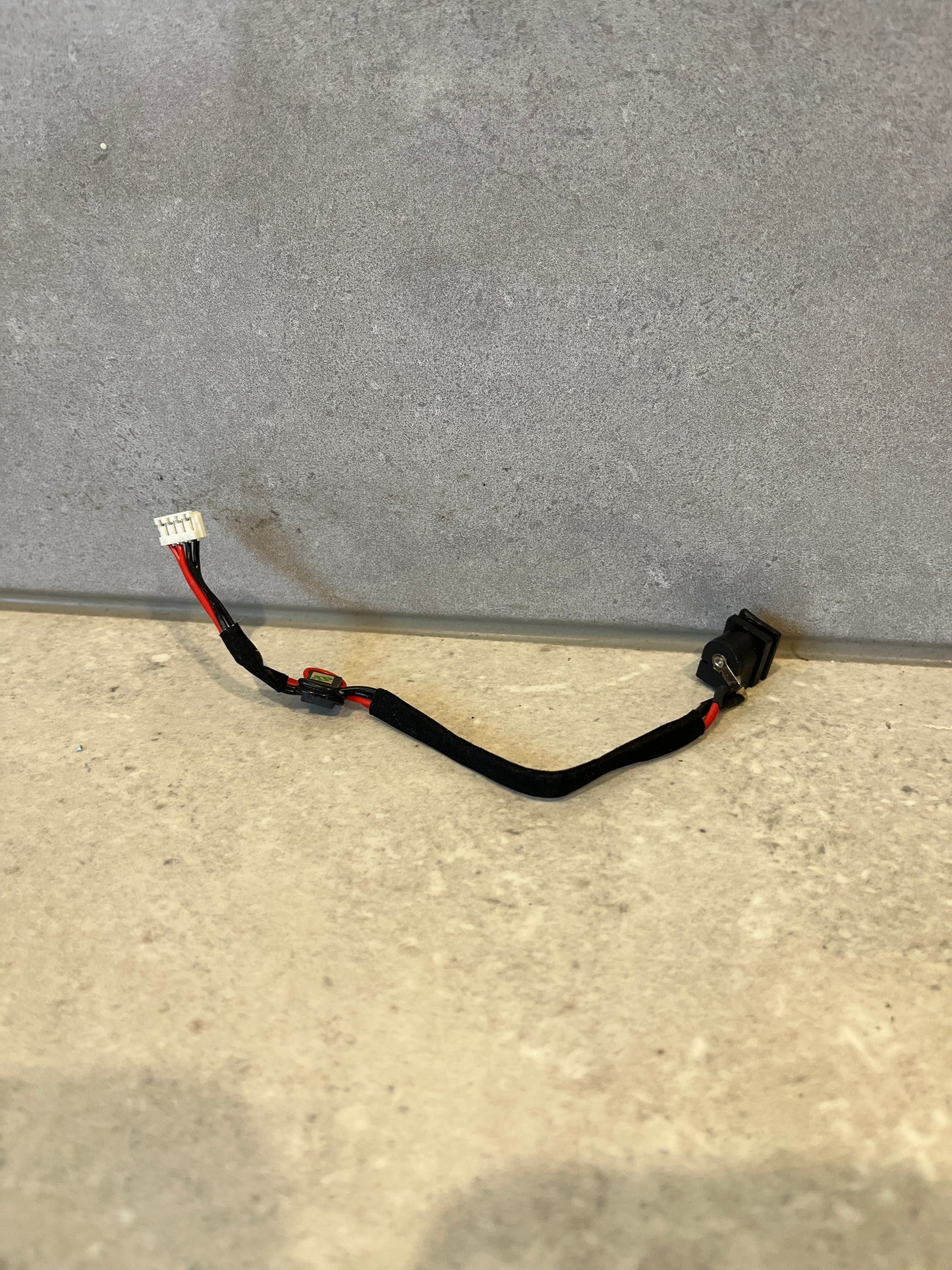 Toshiba Satellite DC Jack.