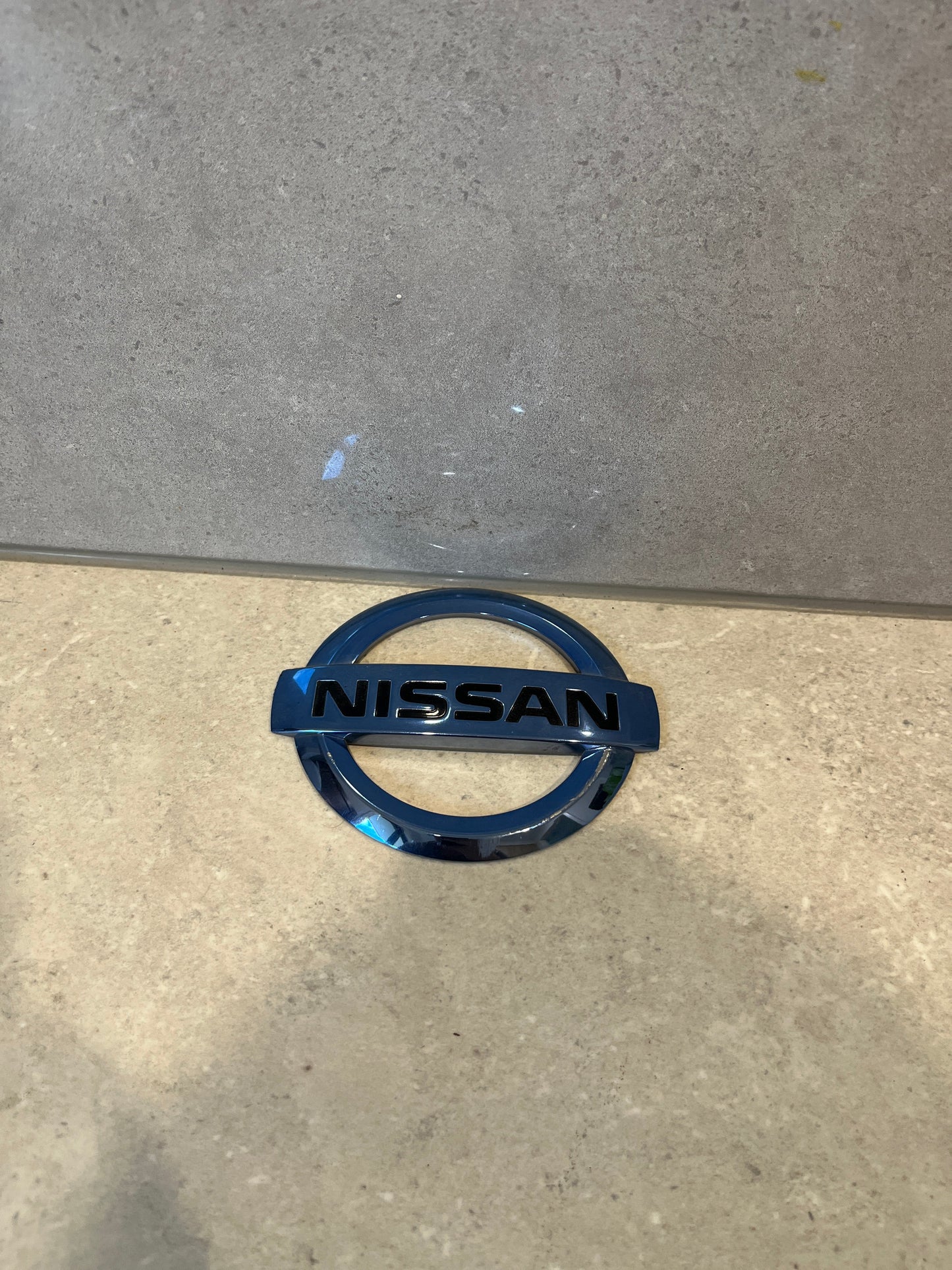 Nissan Badge Blue. Suit Nissan Leaf 2012