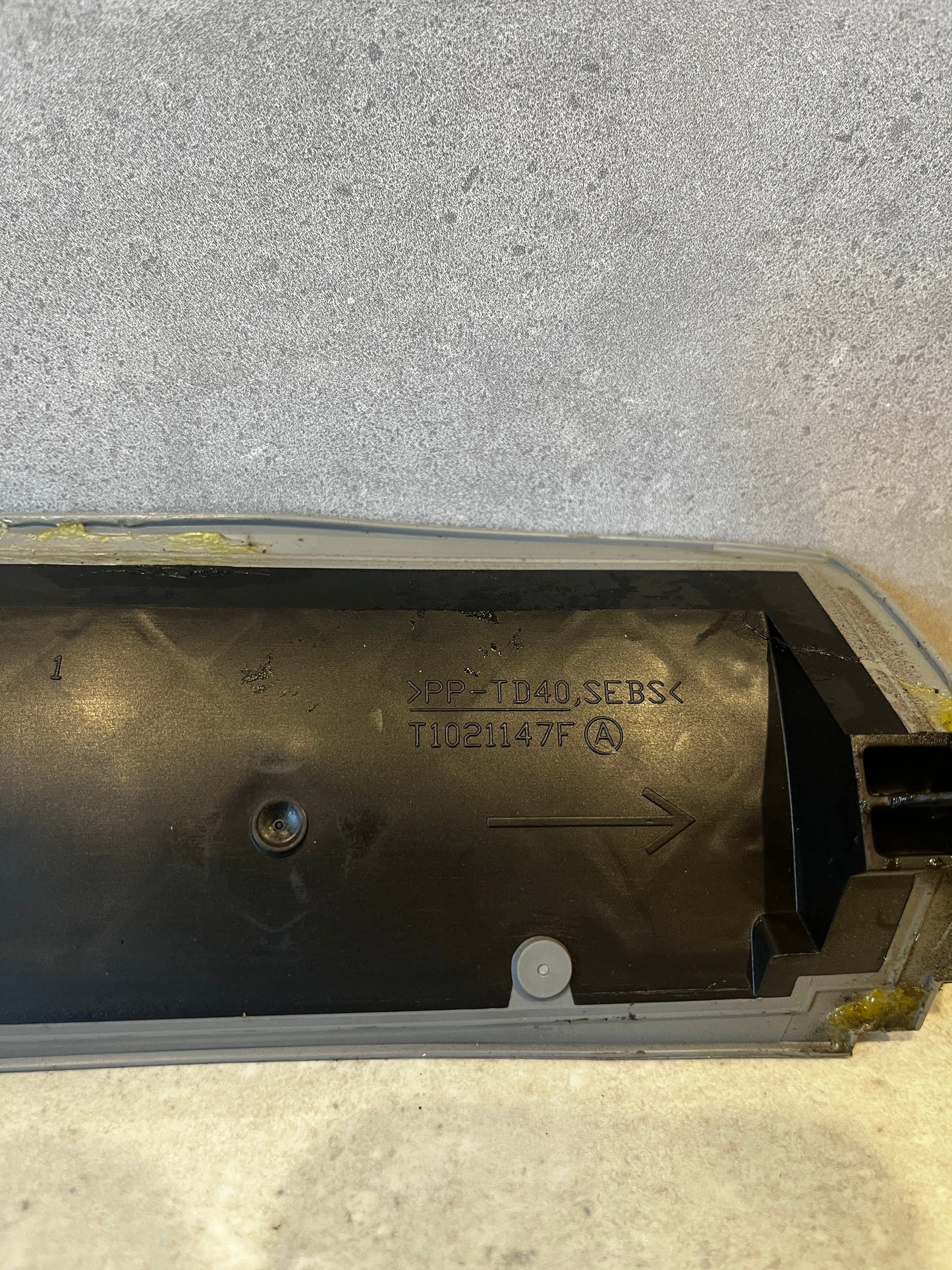 Nissan Leaf 27184-3NF0A Door Assembly-Mix ZE1