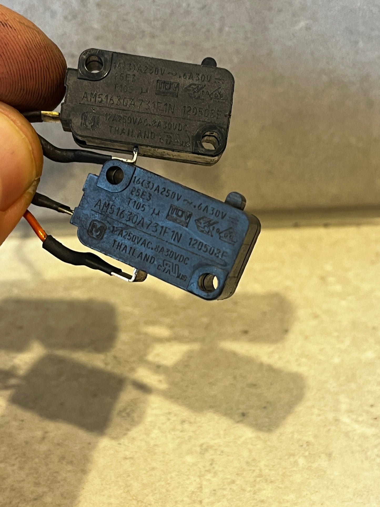 Micro-switch AM51630A731F1N 120508F to suit Canon Image runner Photocopier