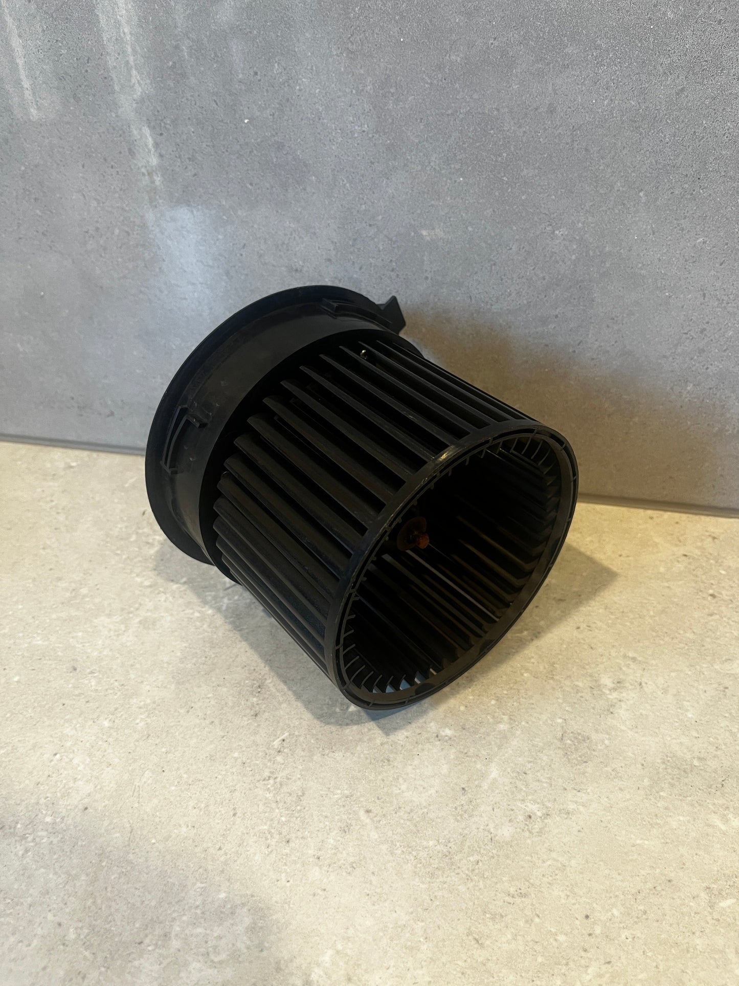2018 NISSAN LEAF MK2 ZE1 HEATER BLOWER MOTOR FAN OEM T1011657J 27226-3NF0A