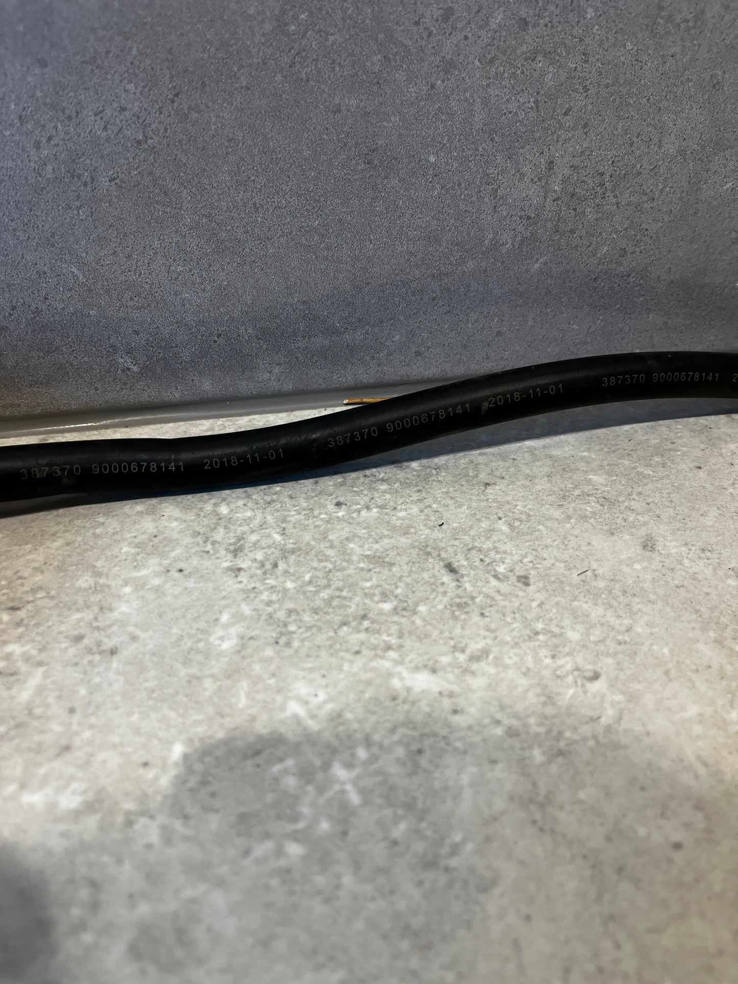 Hose-inlet FEED HOSE EPDM L295mm F14 00743515