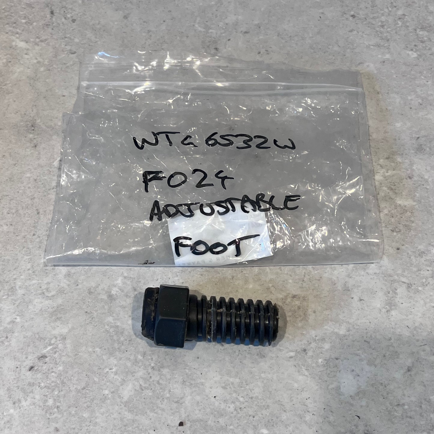 LG WTG6532W WASHER ADJUSTABLE FOOT FO24