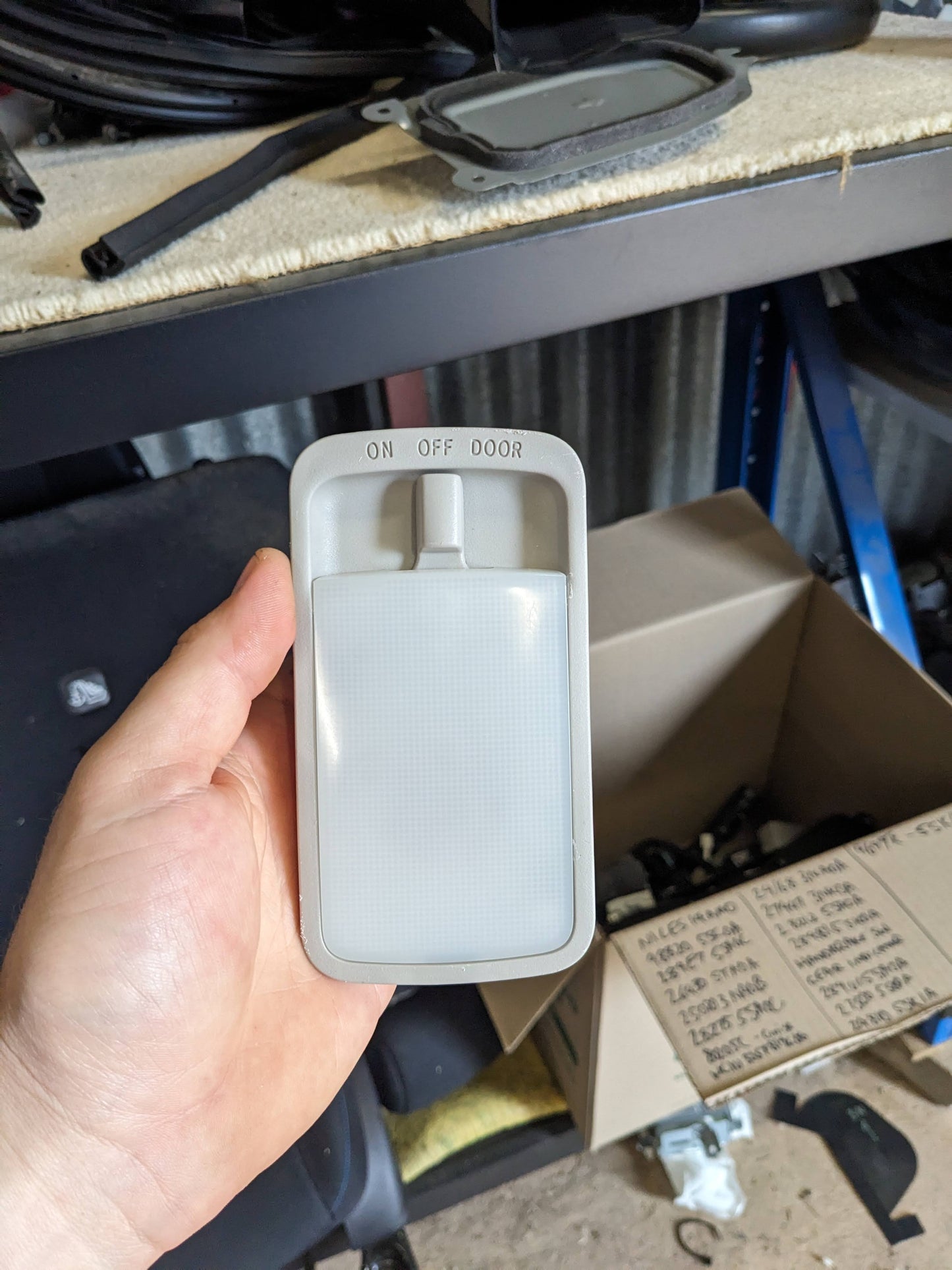 Nissan 26410-3NF0A Room Lamp Assy Nissan Leaf ZE1