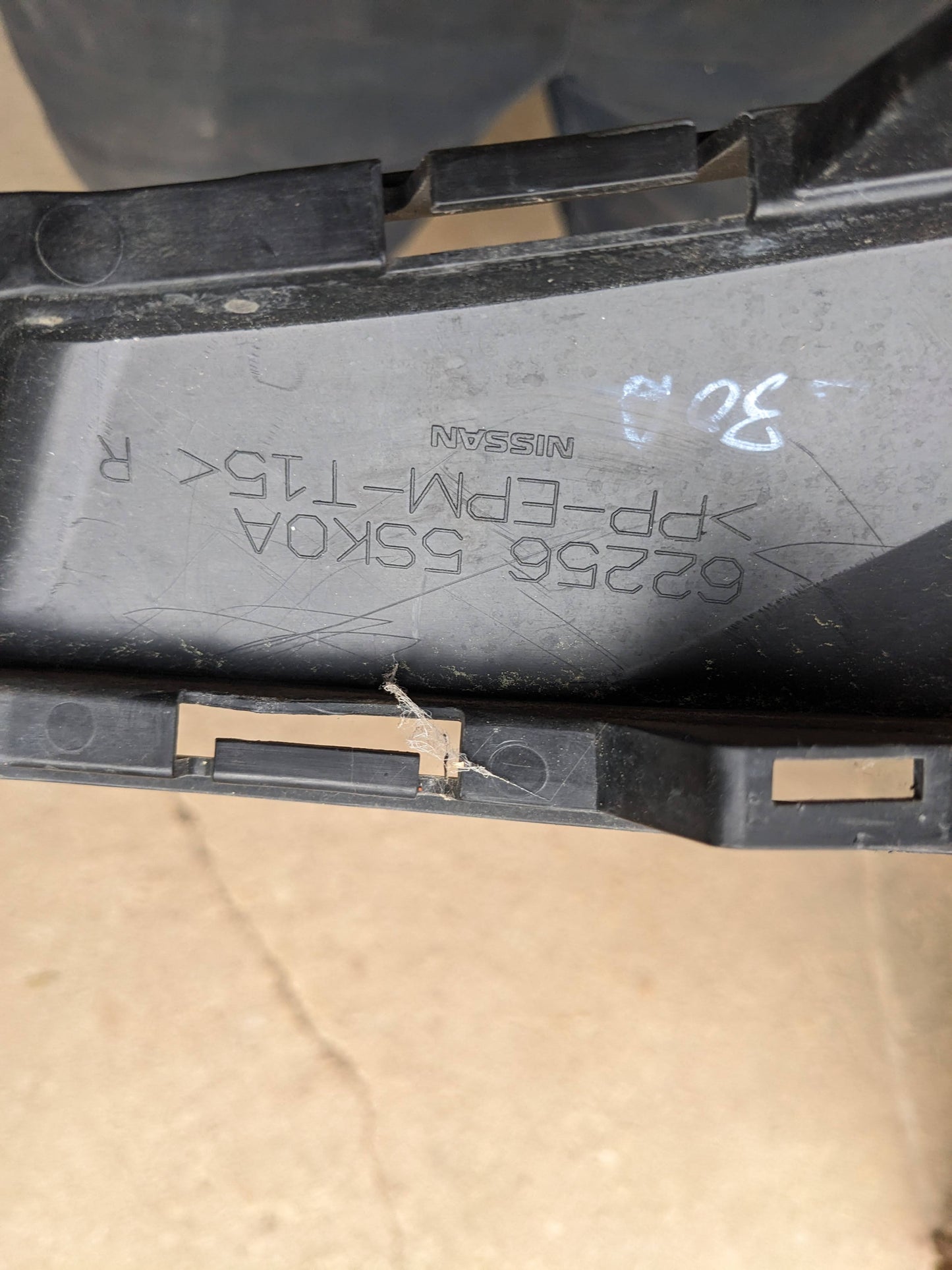 Nissan 62256-5SK0A Finisher-Front Bumper Nissan Leaf ZE1