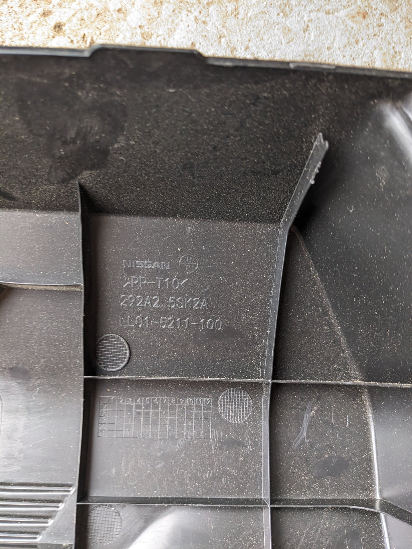 Nissan 292A2-5SK2A COVER-SUB,POWER CONVERTER Nissan Leaf ZE1