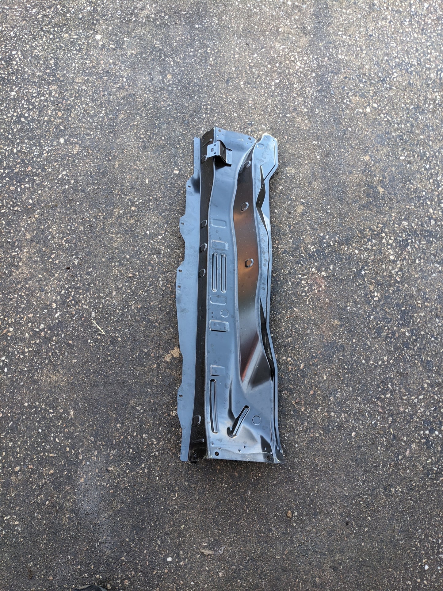 Nissan 66318-3NF0A Extension-Cowl Top Nissan Leaf ZE1