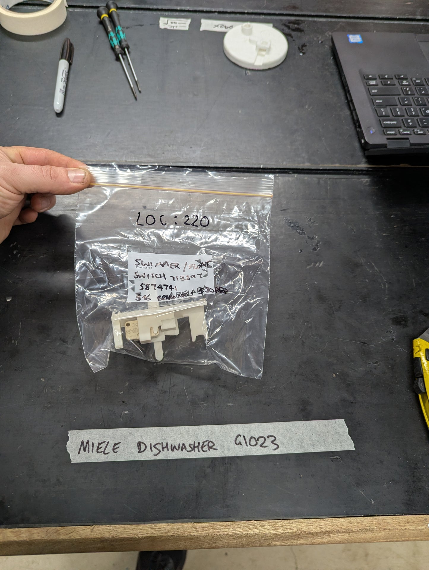 Miele Swimmer/Float Switch 713397 5874741 LOC: 220