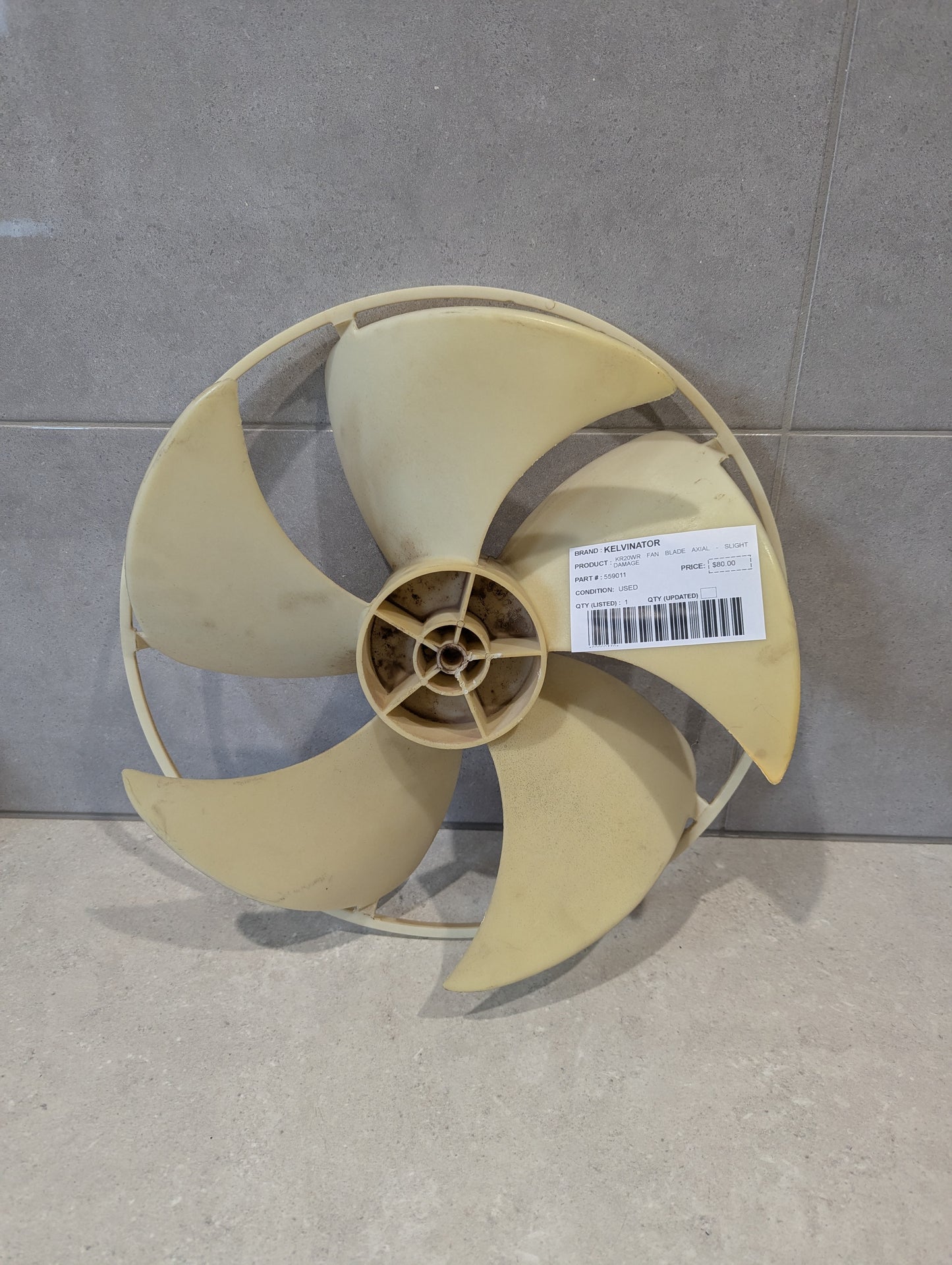 KELVINATOR KR20WR FAN BLADE AXIAL - SLIGHT DAMAGE