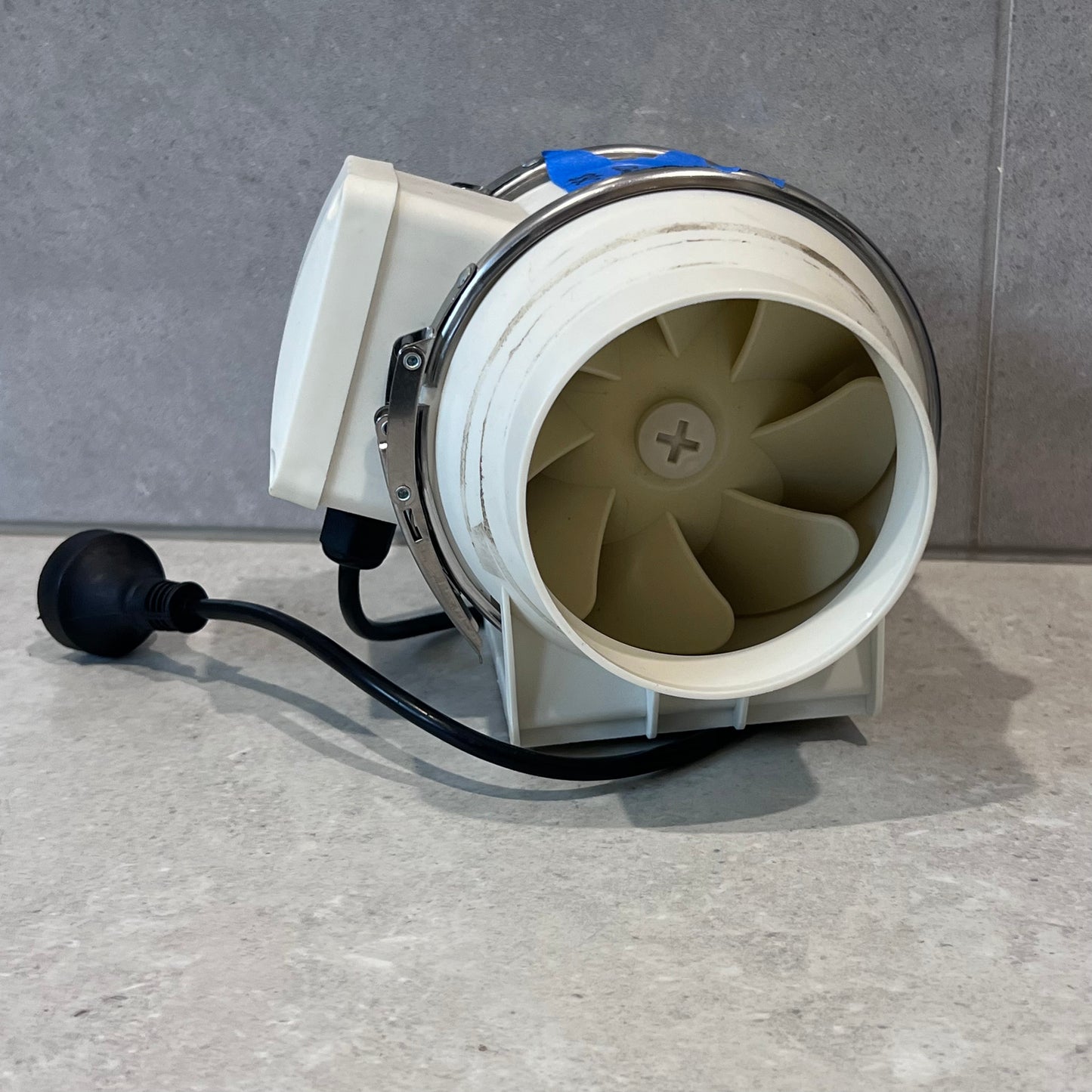 Side view showing impeller of 100mm inline exhaust fan
