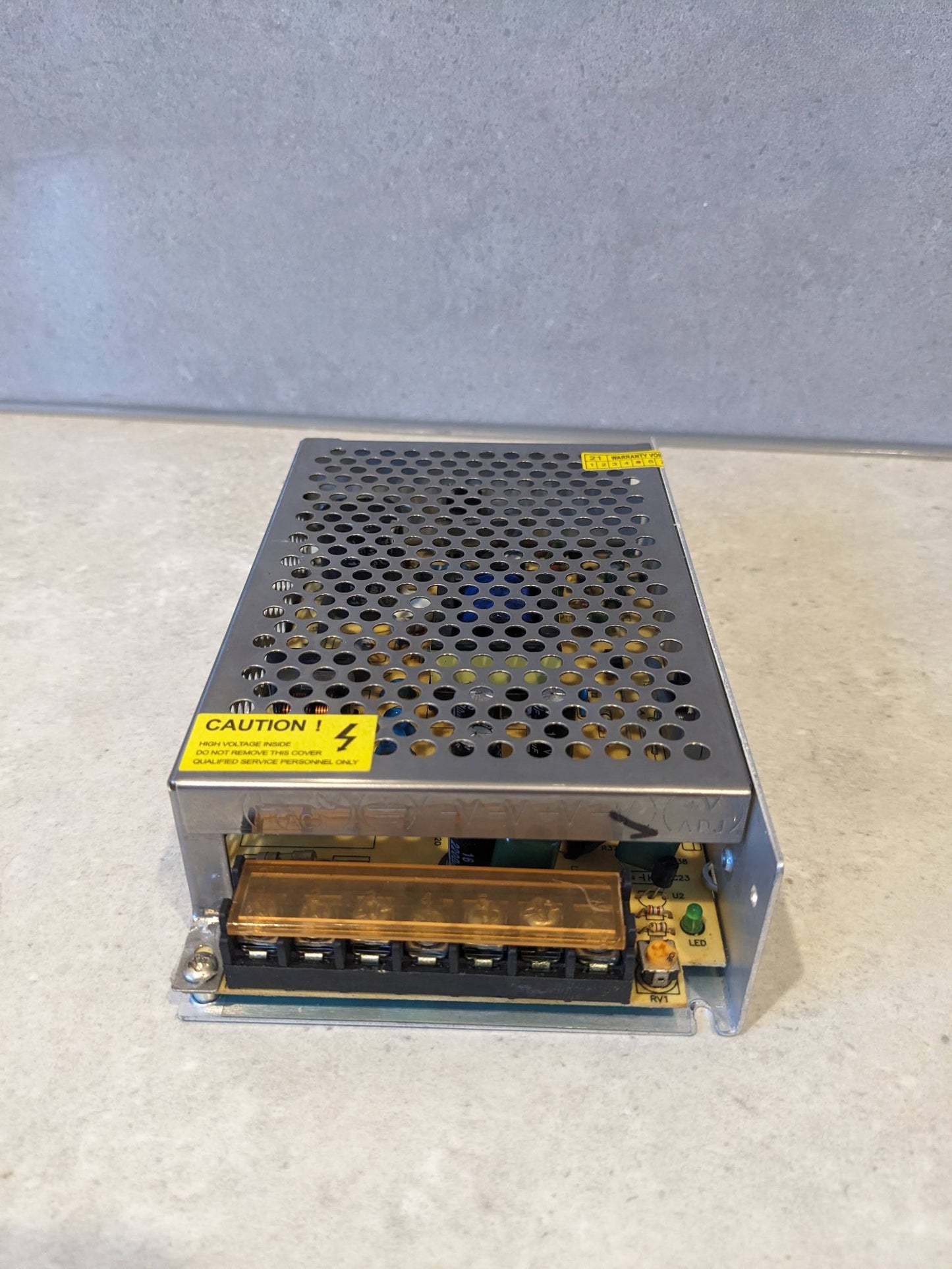 5V DC 60W Enclosed Switchmode Power Supply 5V 12A