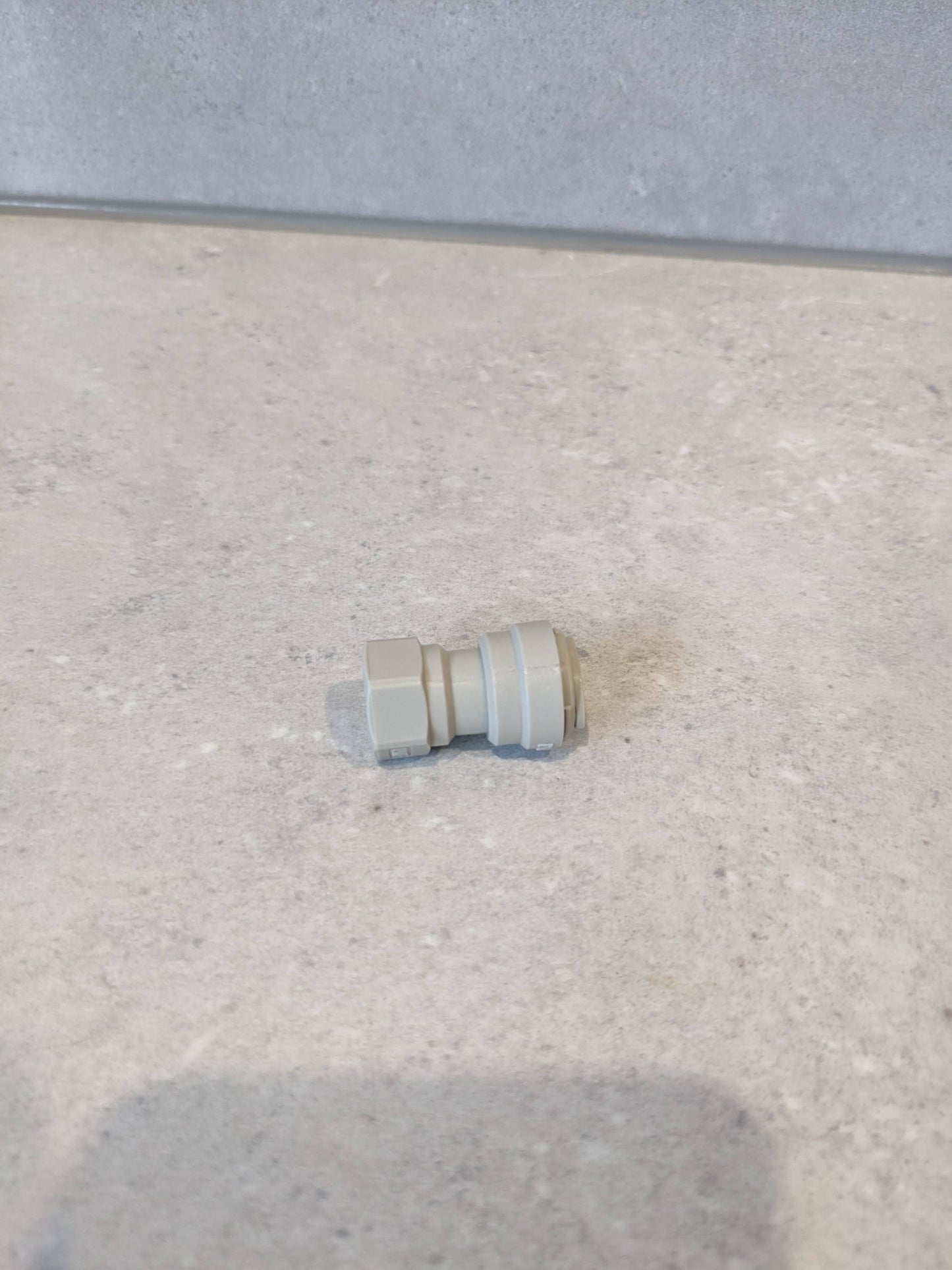 duotight – 8mm (5/16”) Female x FFL Female Thread (to fit MFL Disconnects)